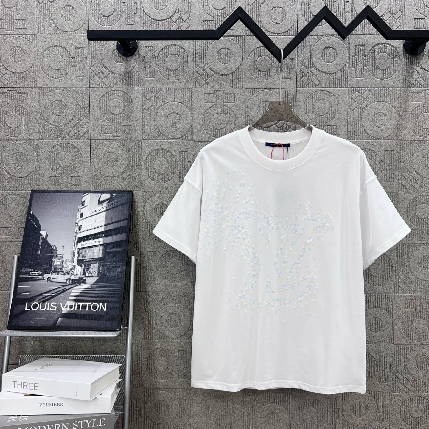 LuxluxHouse Best Quality Clothes T-shirt Louis Vuitton
