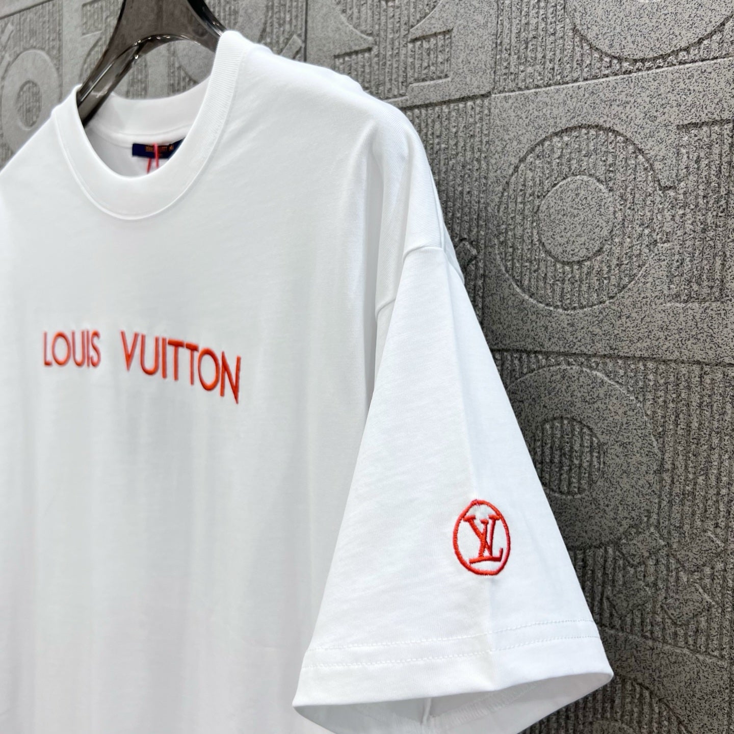 LuxluxHouse Best Quality Clothes T-shirt Louis Vuitton