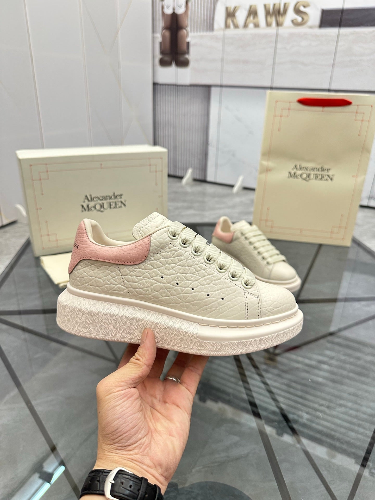 LuxluxHouse Best Quality Shoes Alexander McQueen