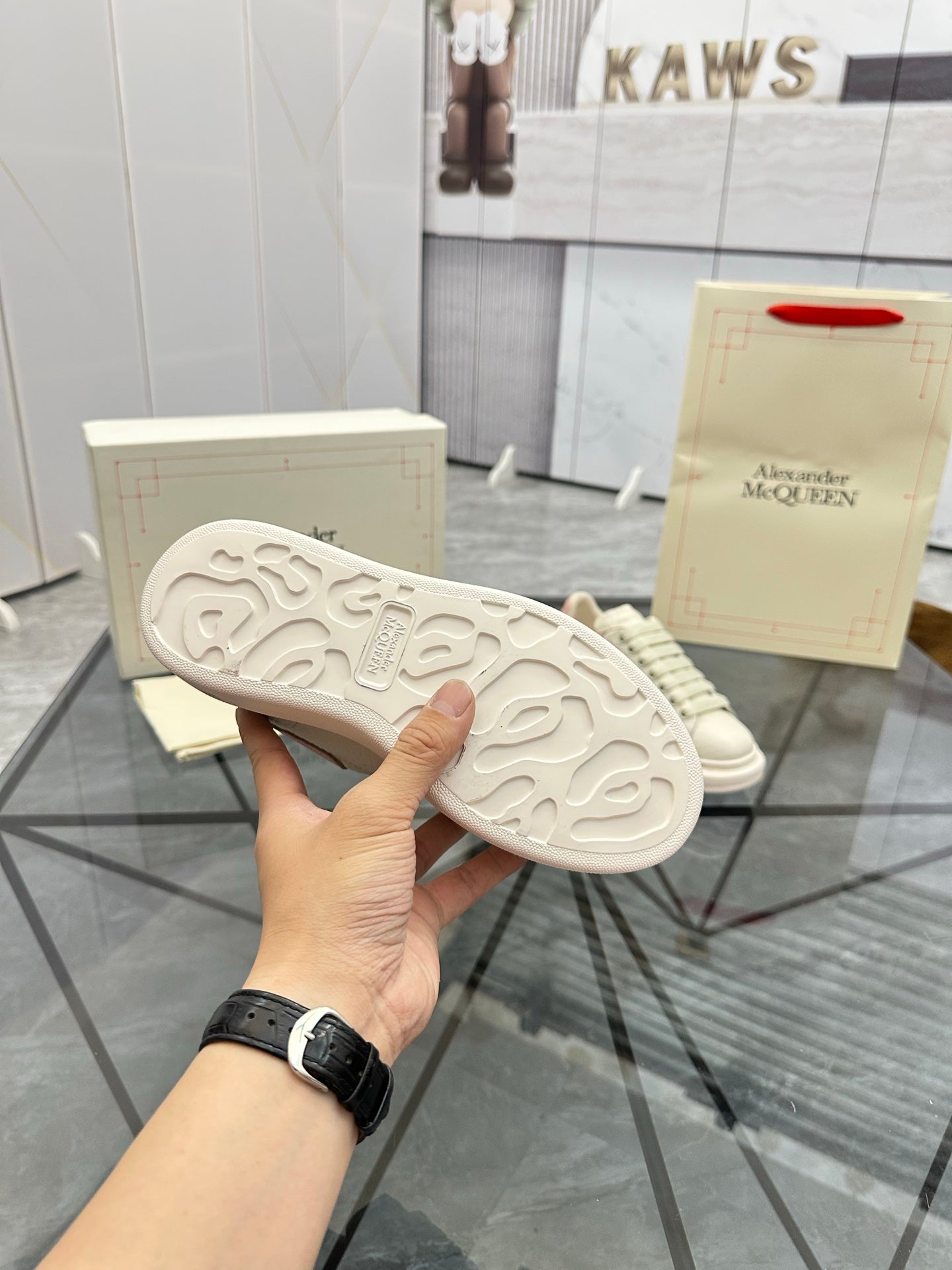 LuxluxHouse Best Quality Shoes Alexander McQueen