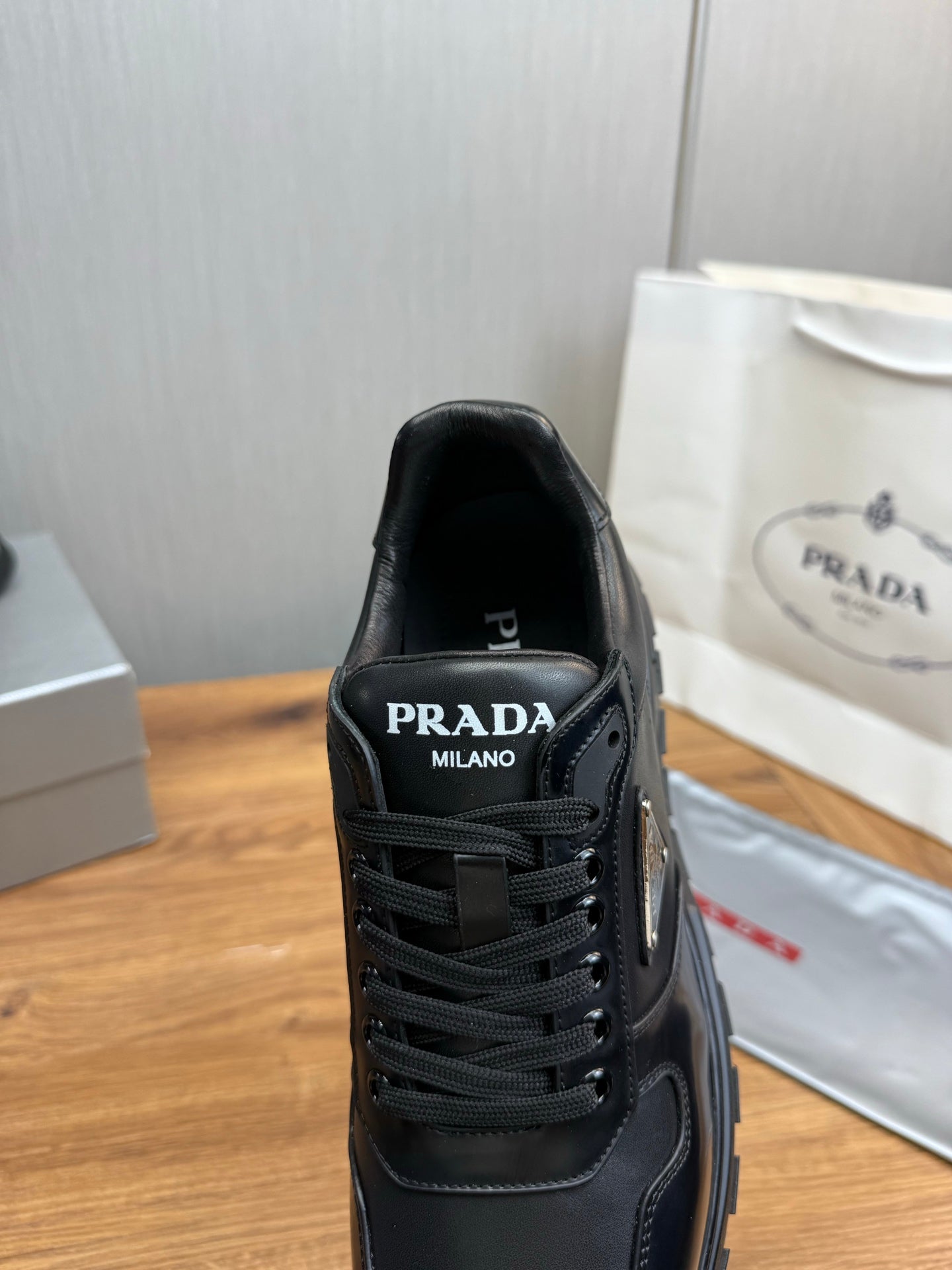 LuxluxHouse Best Quality Shoes Prada