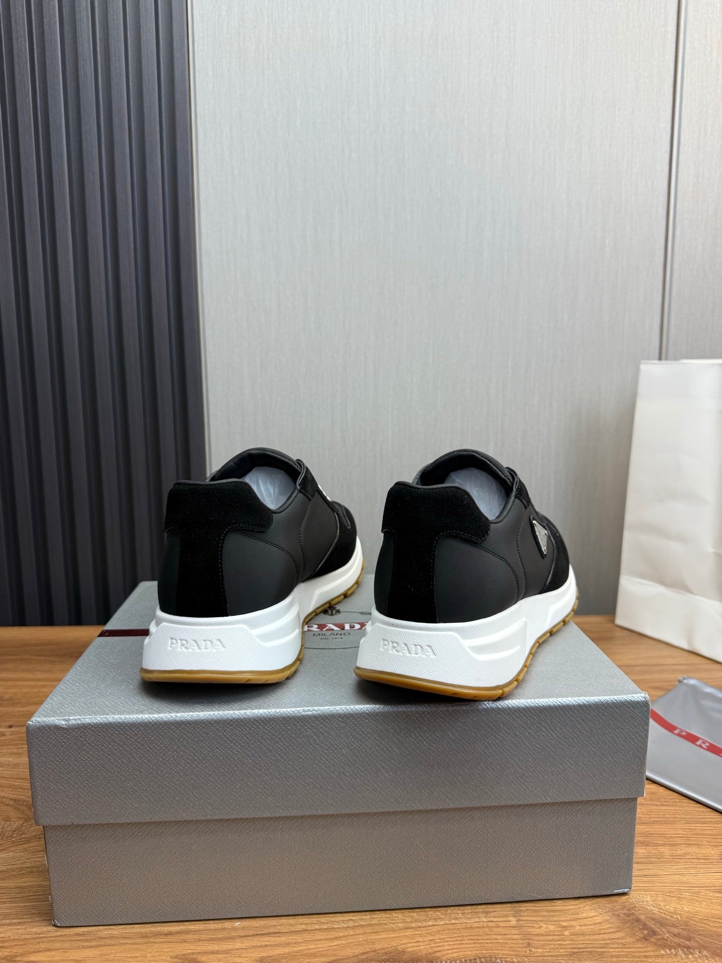 LuxluxHouse Best Quality Shoes Prada