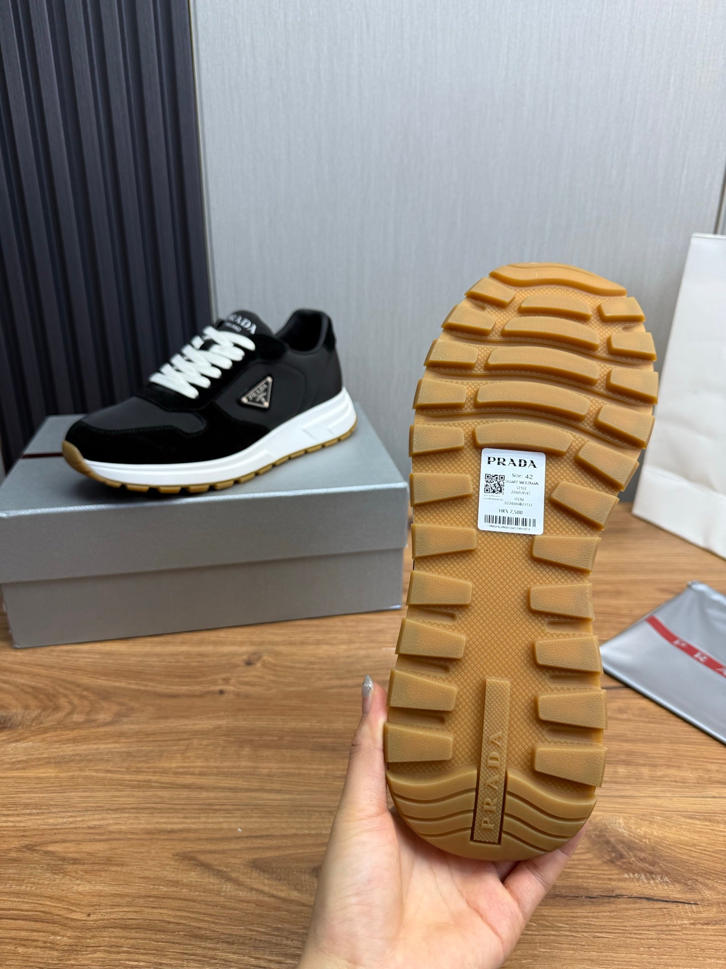 LuxluxHouse Best Quality Shoes Prada