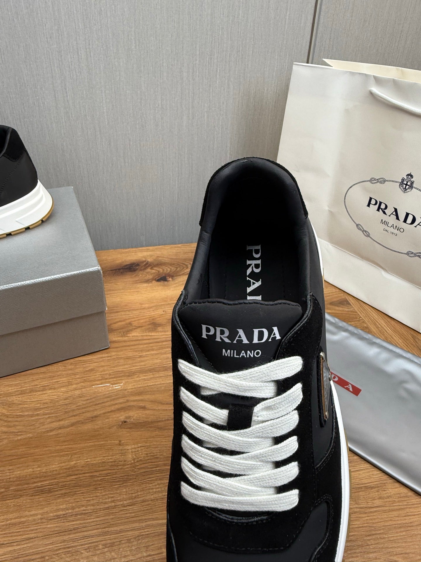LuxluxHouse Best Quality Shoes Prada