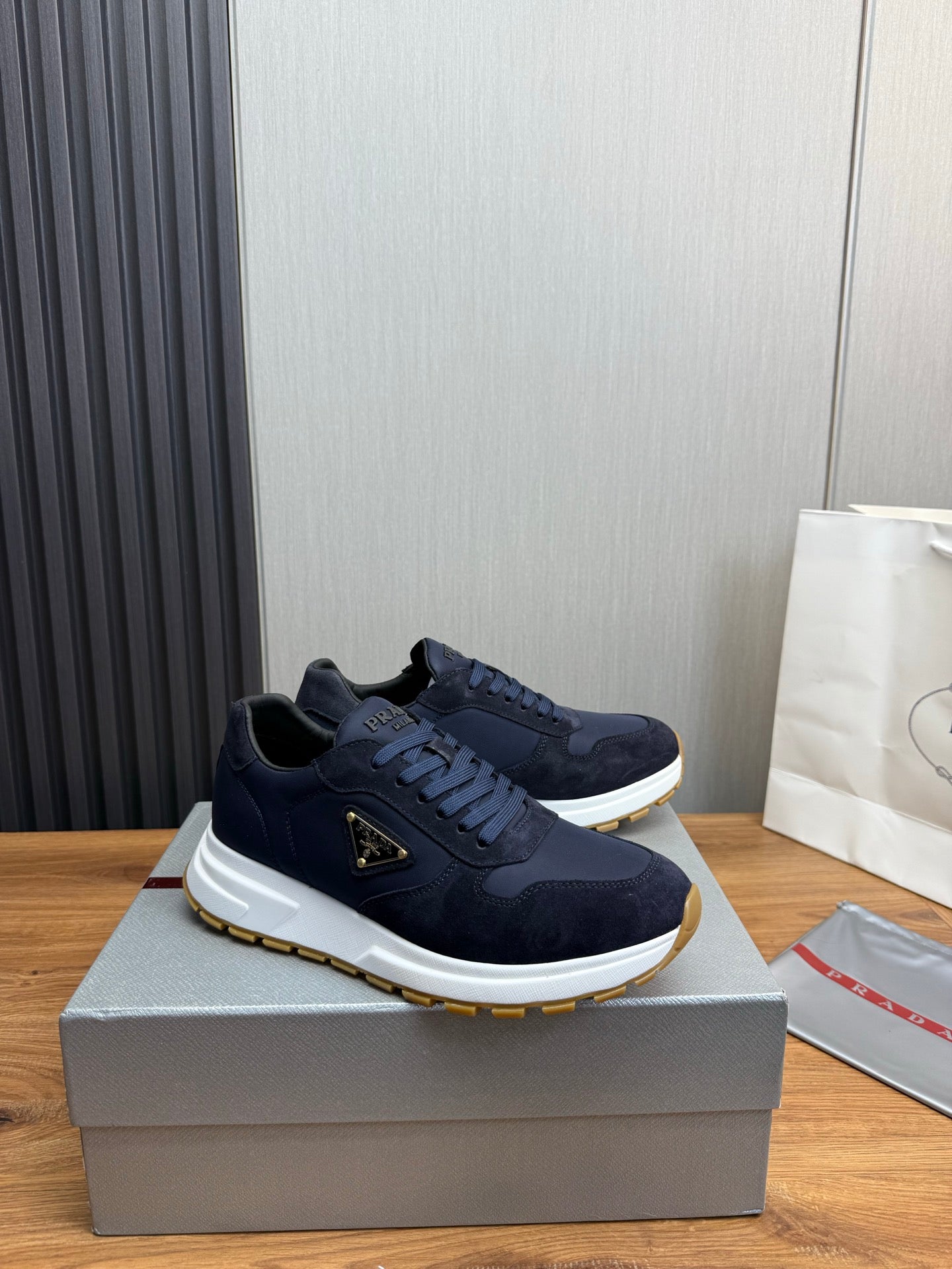 LuxluxHouse Best Quality Shoes Prada