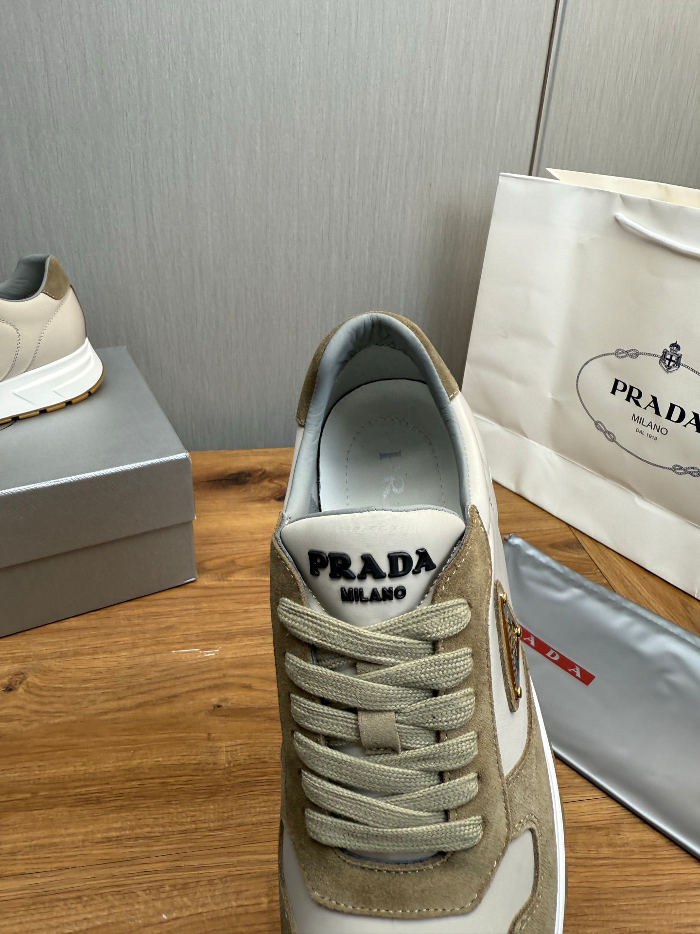 LuxluxHouse Best Quality Shoes Prada