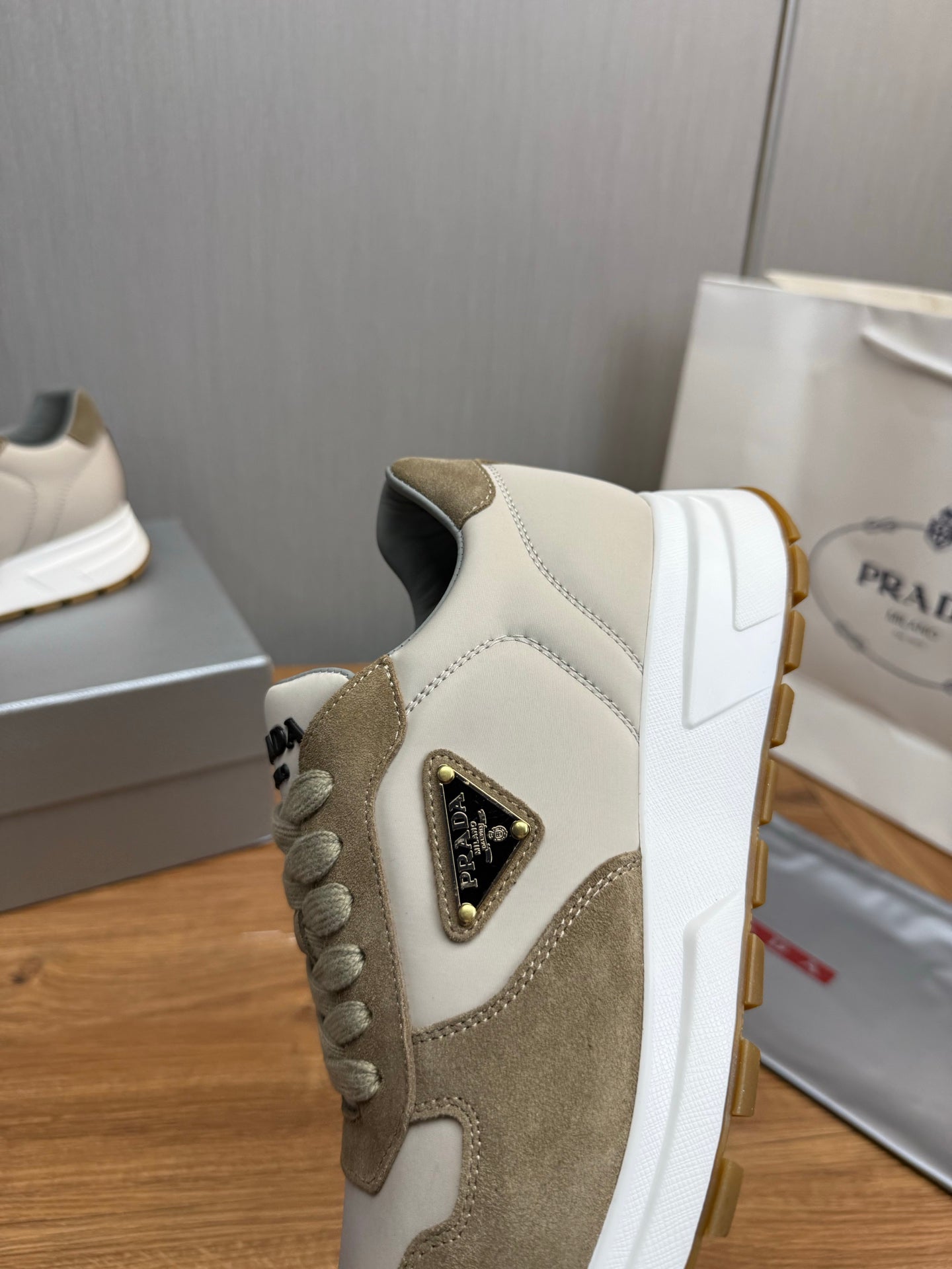 LuxluxHouse Best Quality Shoes Prada