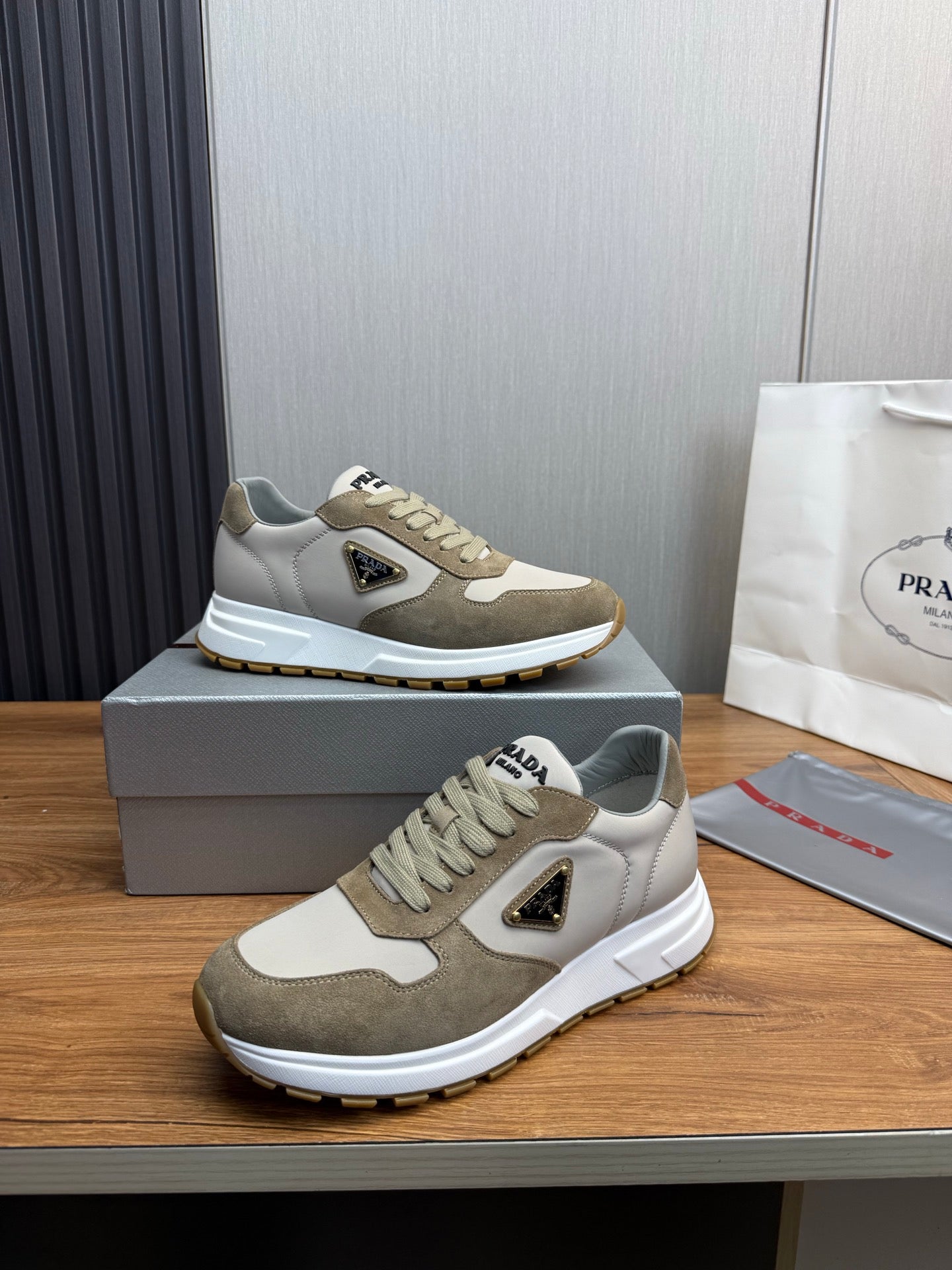 LuxluxHouse Best Quality Shoes Prada