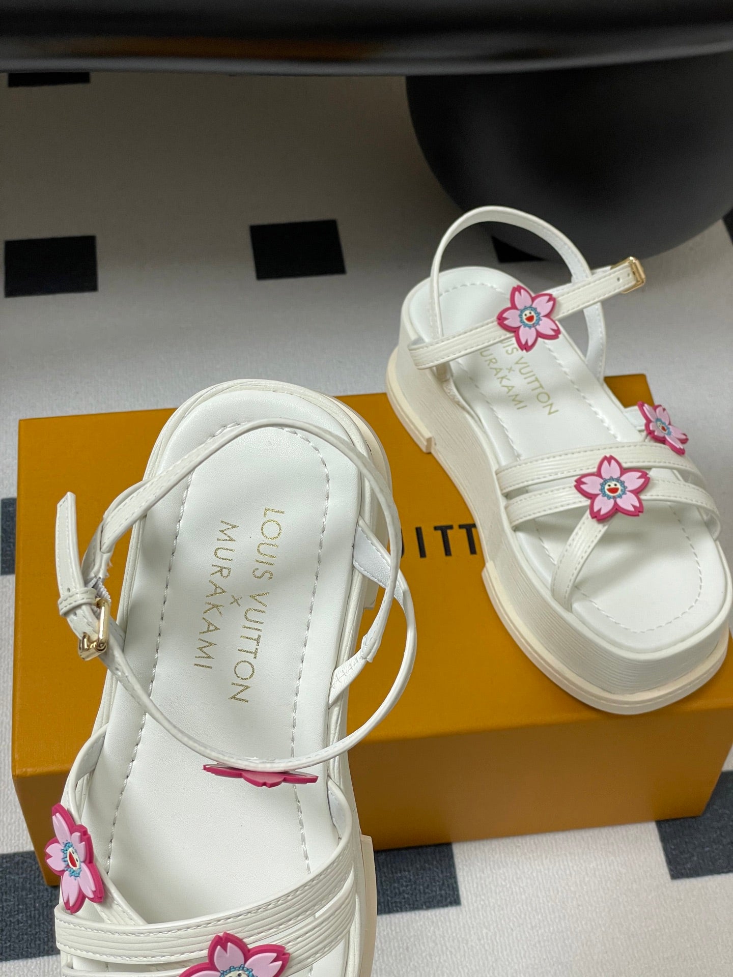 LuxluxHouse Best Quality Women Shoes Louis Vuitton