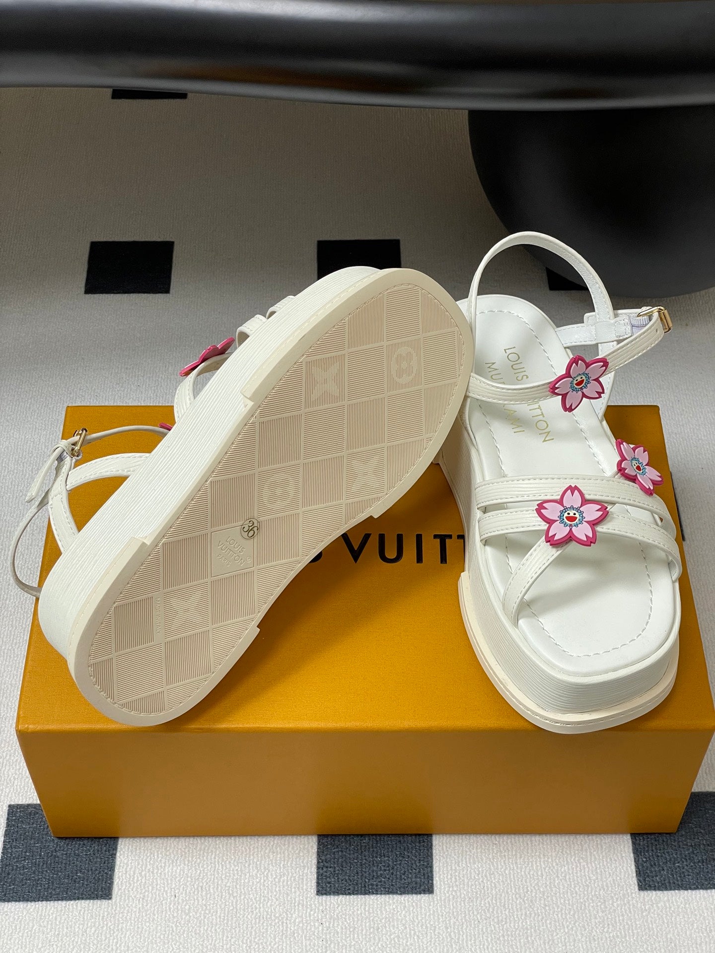 LuxluxHouse Best Quality Women Shoes Louis Vuitton