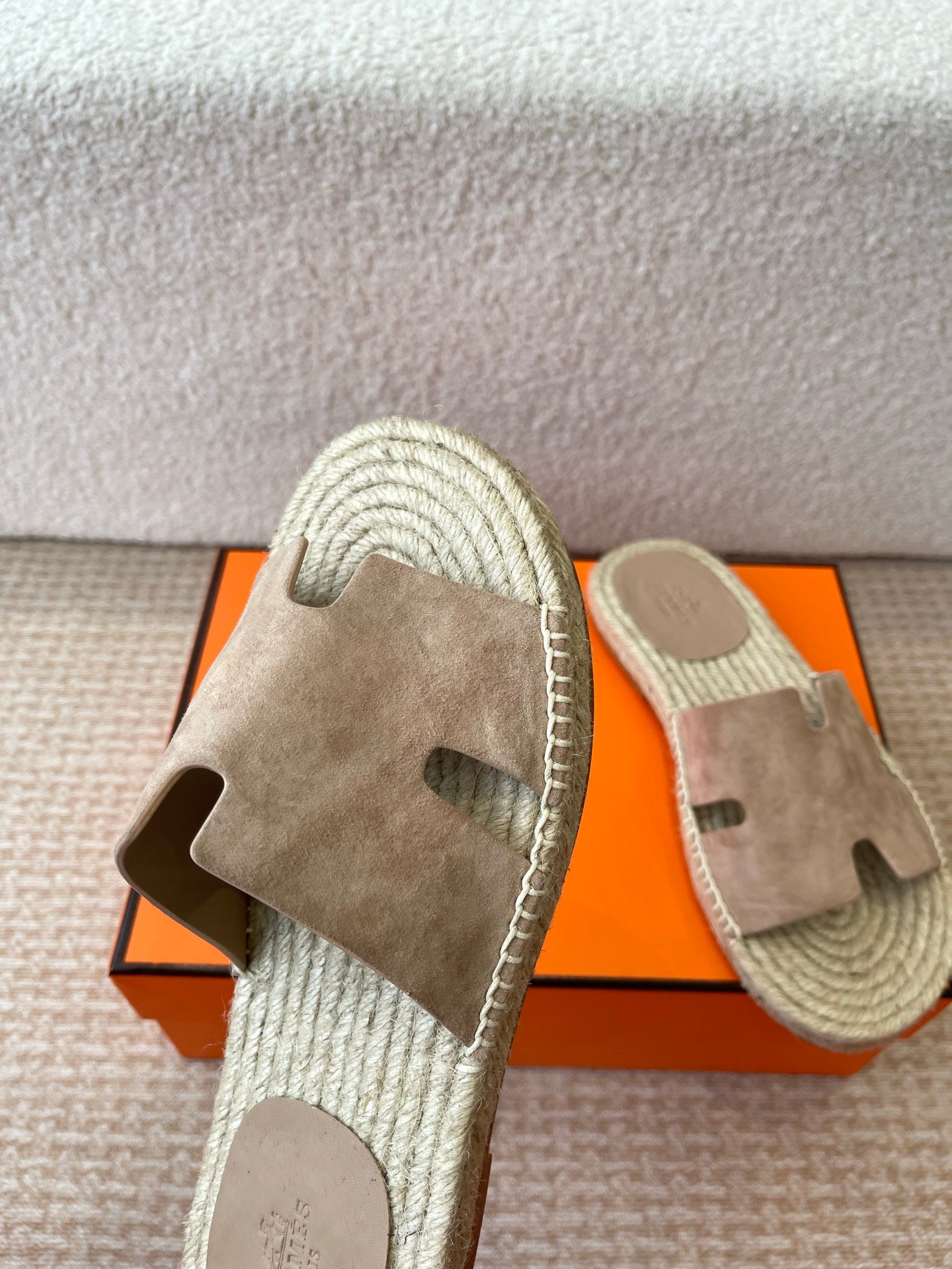LuxluxHouse Best Quality Women Shoes Hermes