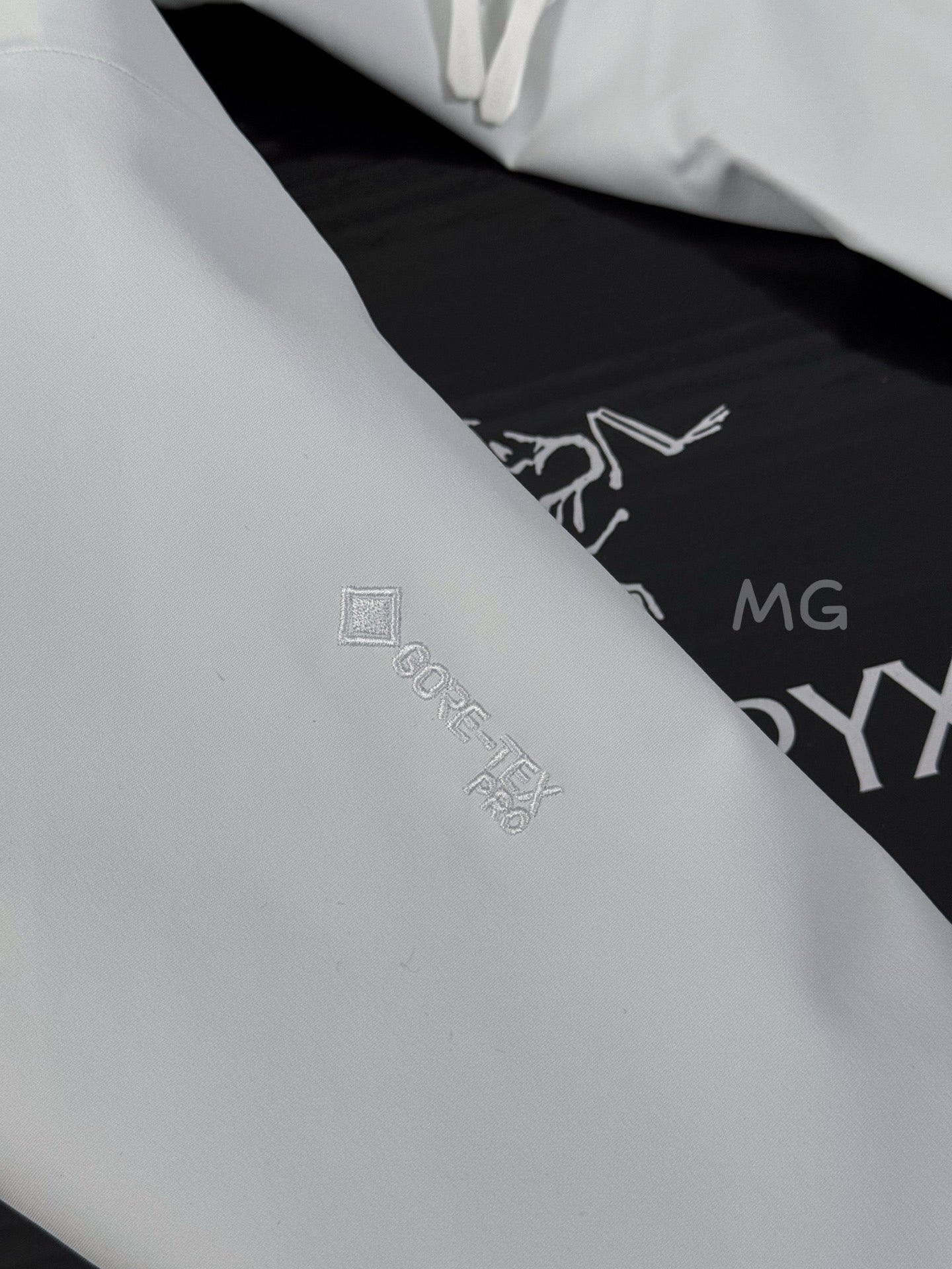 LuxluxHouse Best Quality Clothes Coats & Jackets Arcteryx