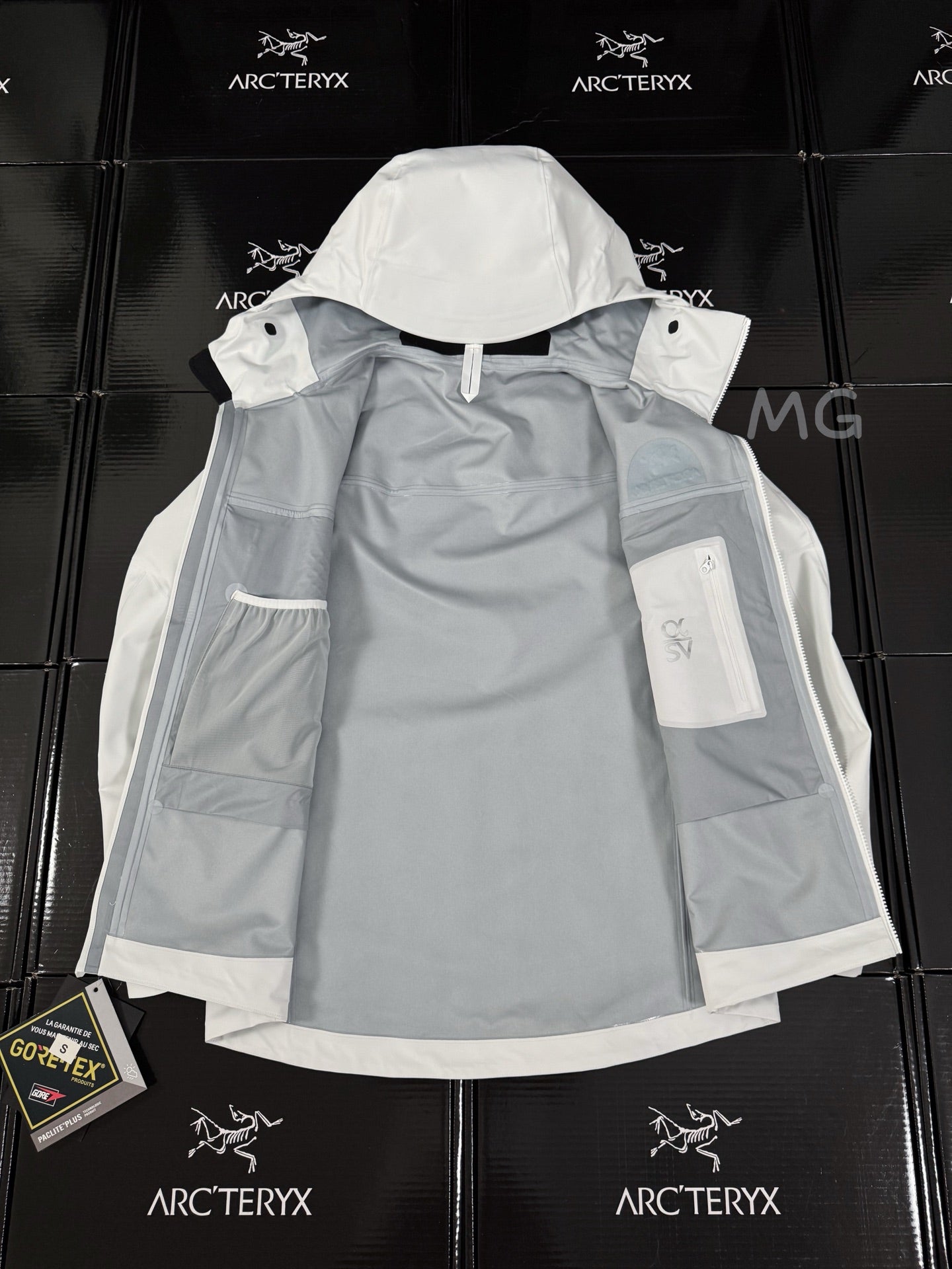 LuxluxHouse Best Quality Clothes Coats & Jackets Arcteryx