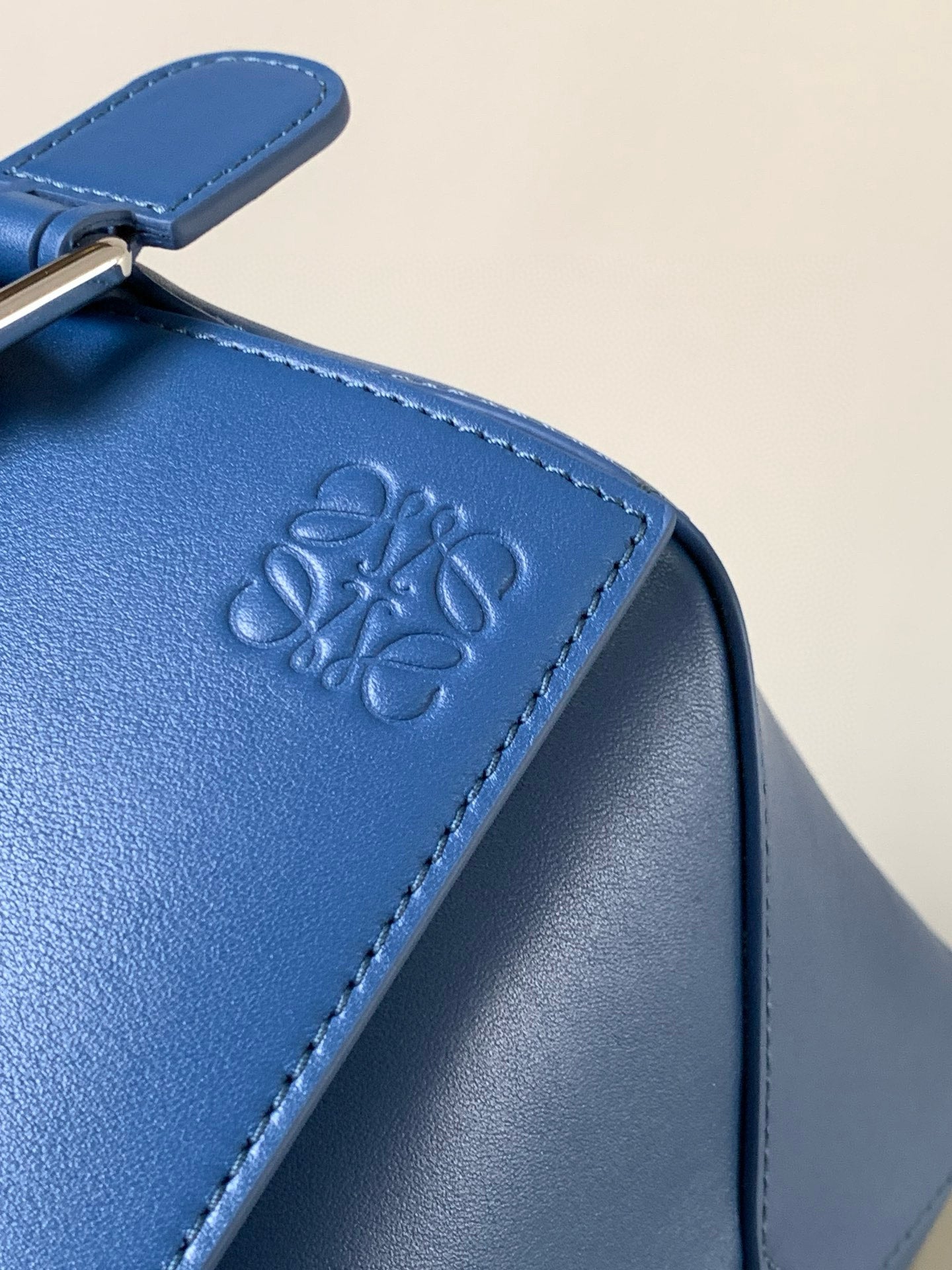 LuxluxHouse Best Quality Bags Loewe