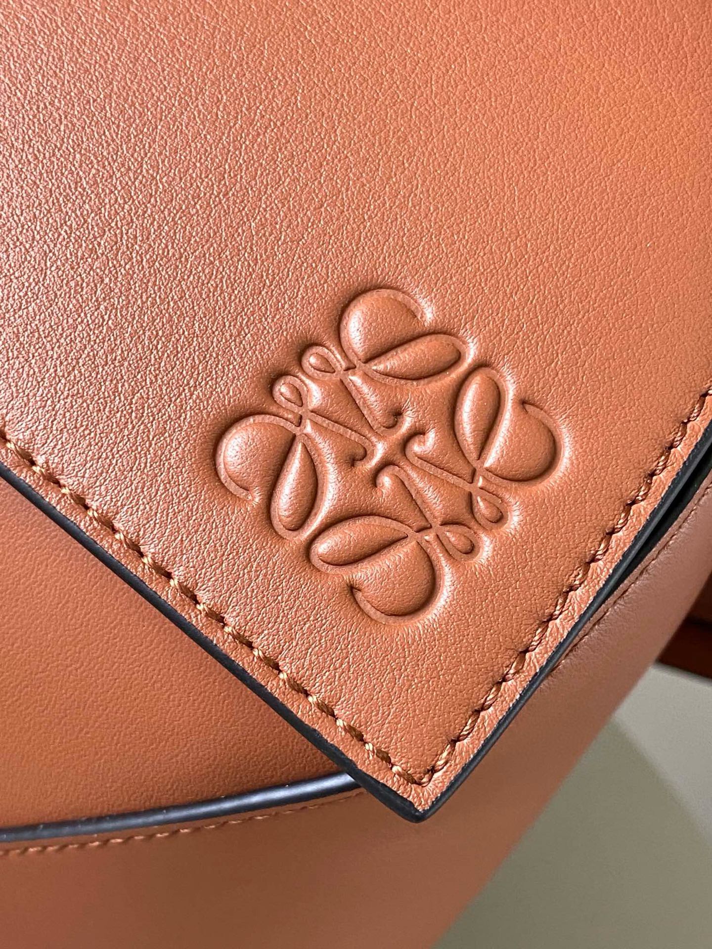 LuxluxHouse Best Quality Bags Loewe