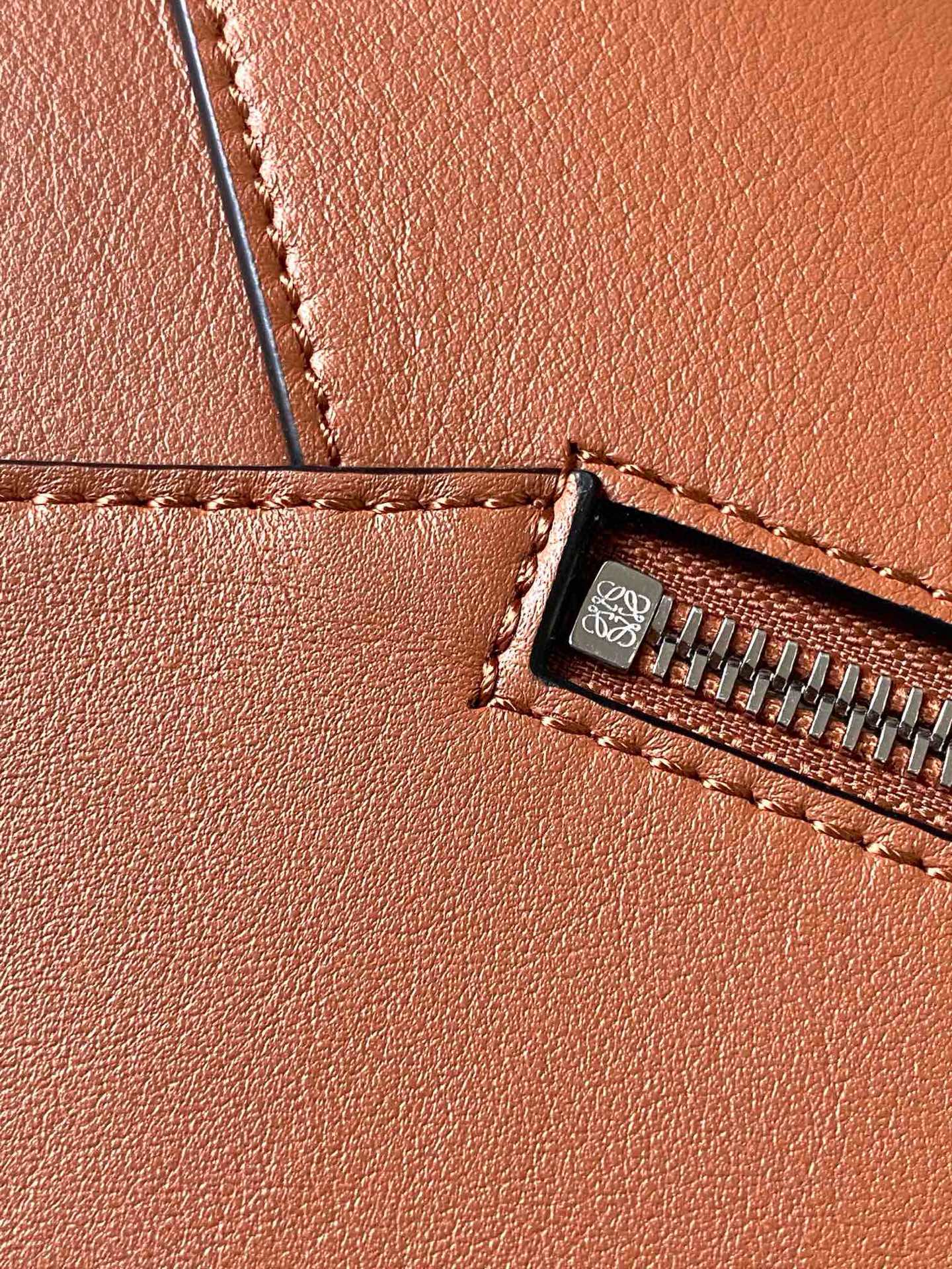 LuxluxHouse Best Quality Bags Loewe
