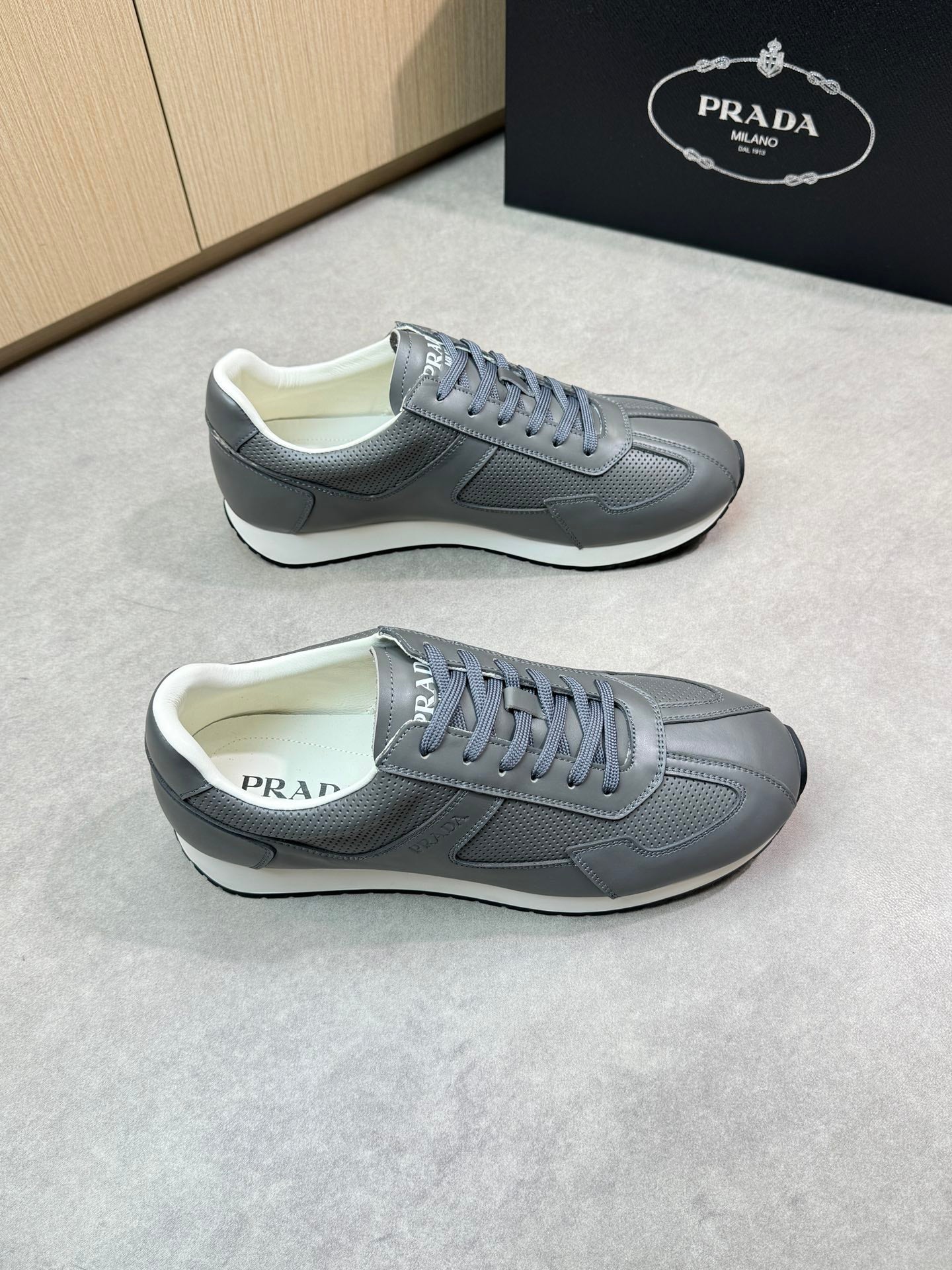 LuxluxHouse Best Quality Shoes Prada