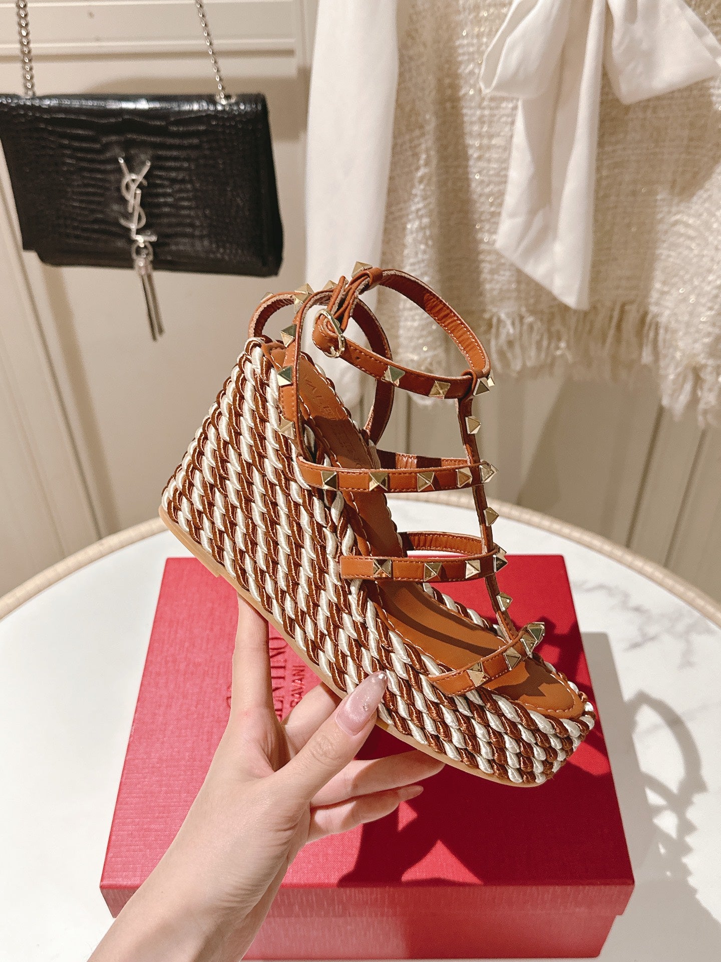 LuxluxHouse Best Quality Valentino Women Shoes