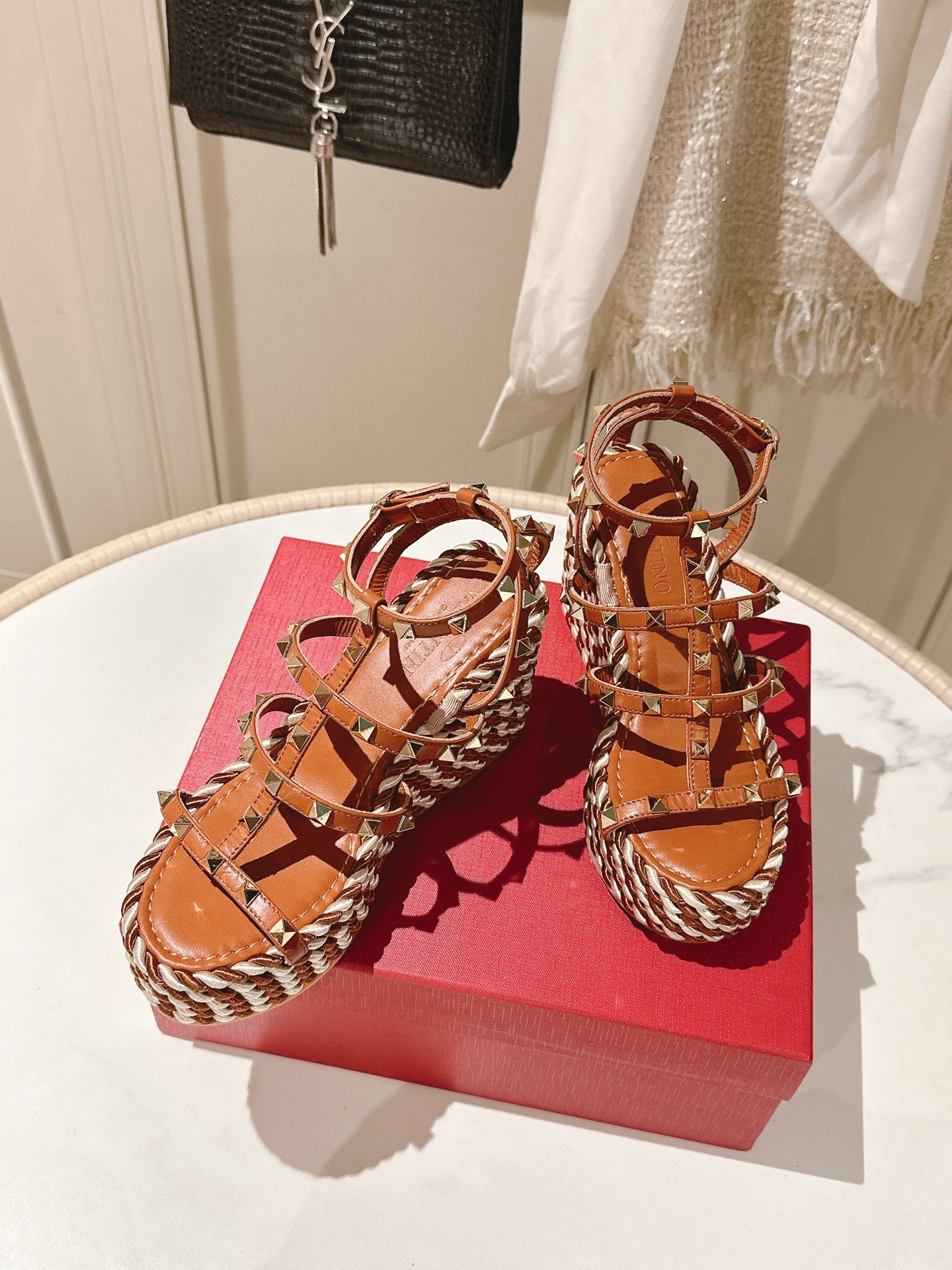 LuxluxHouse Best Quality Valentino Women Shoes