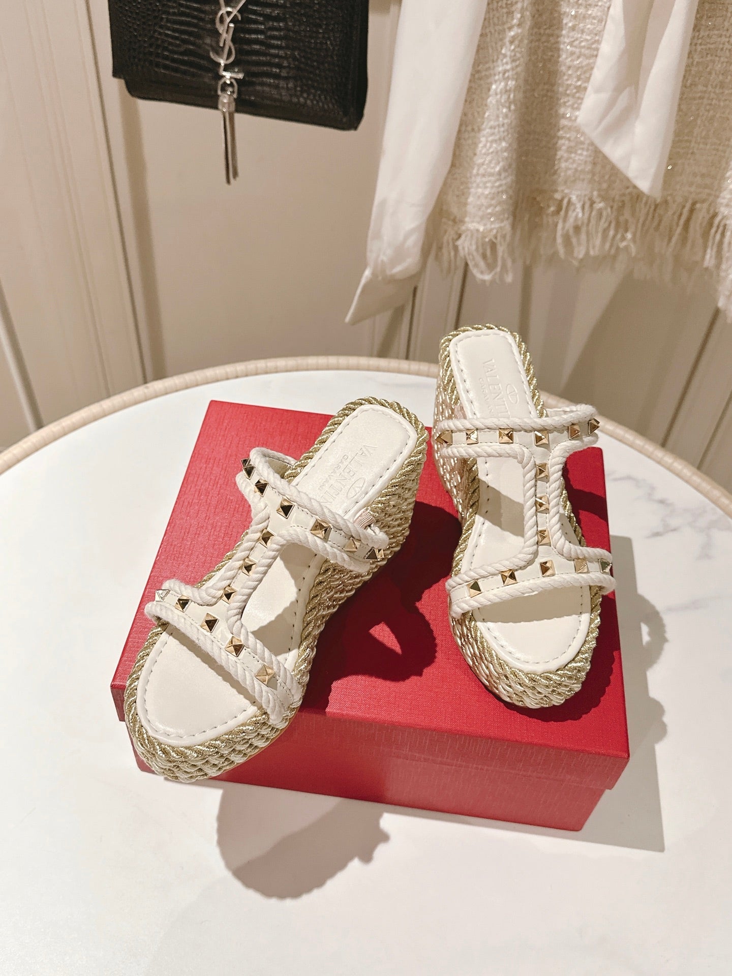 LuxluxHouse Best Quality Valentino Women Shoes