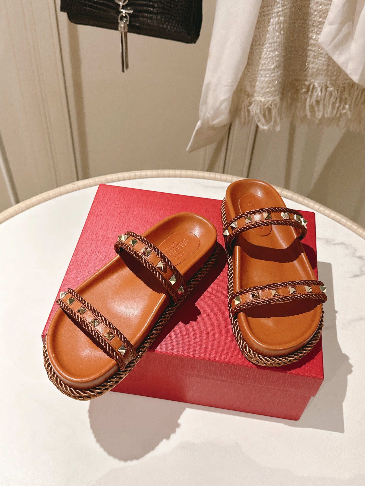LuxluxHouse Best Quality Valentino Women Shoes