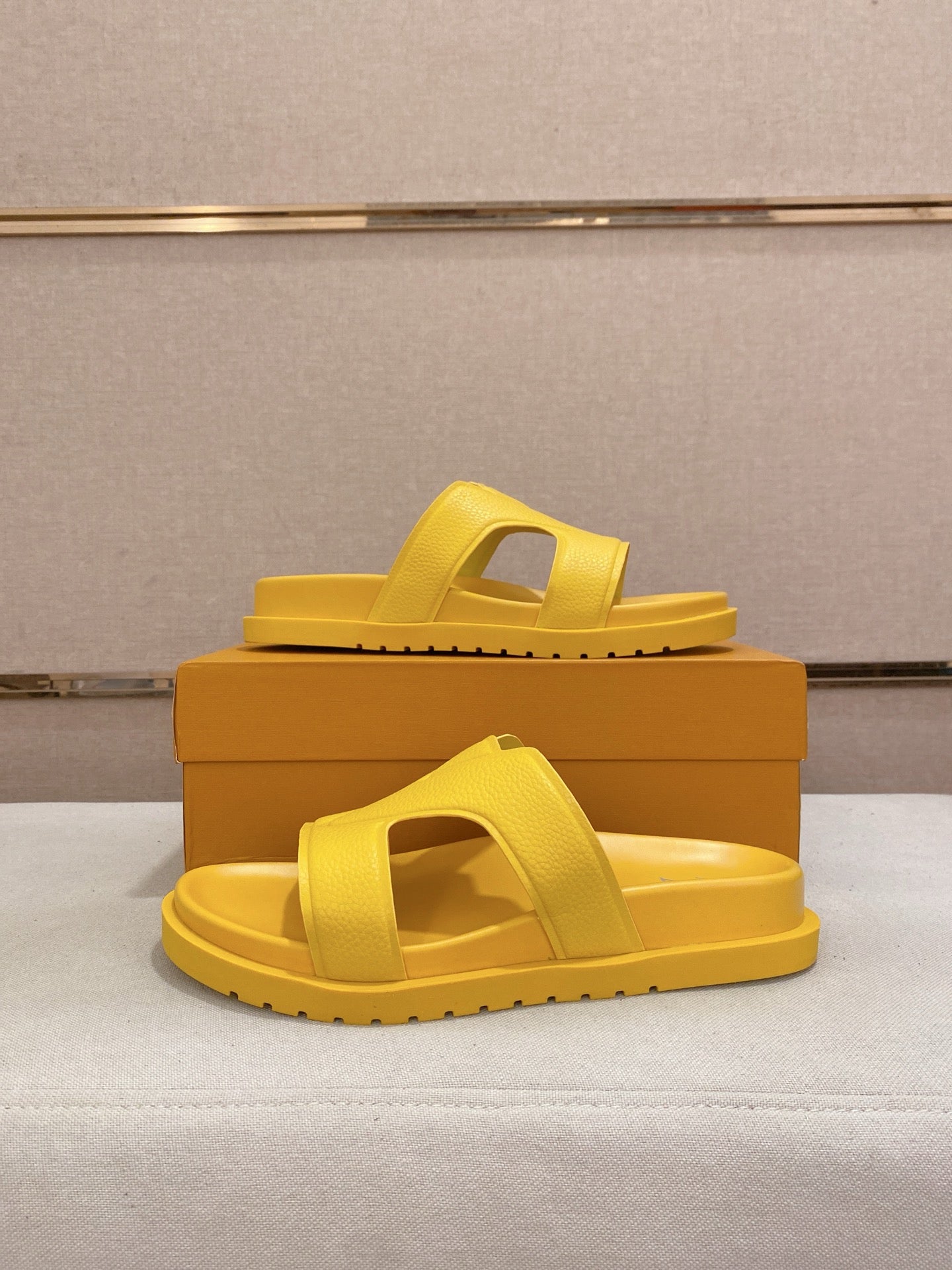 LuxluxHouse Best Quality Sandals Louis Vuitton