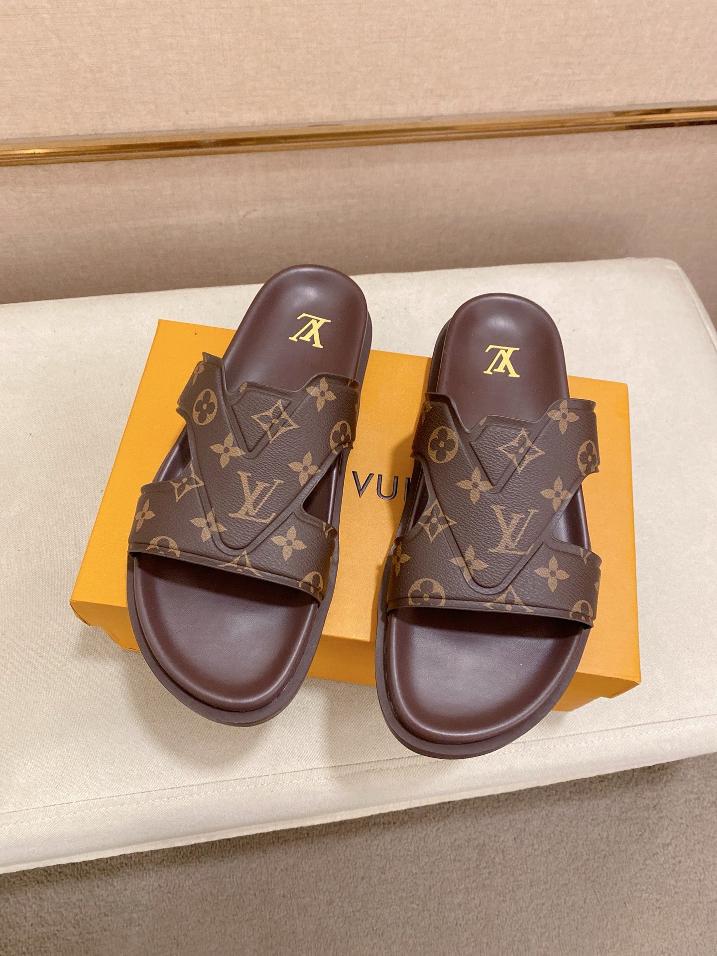 LuxluxHouse Best Quality Sandals Louis Vuitton