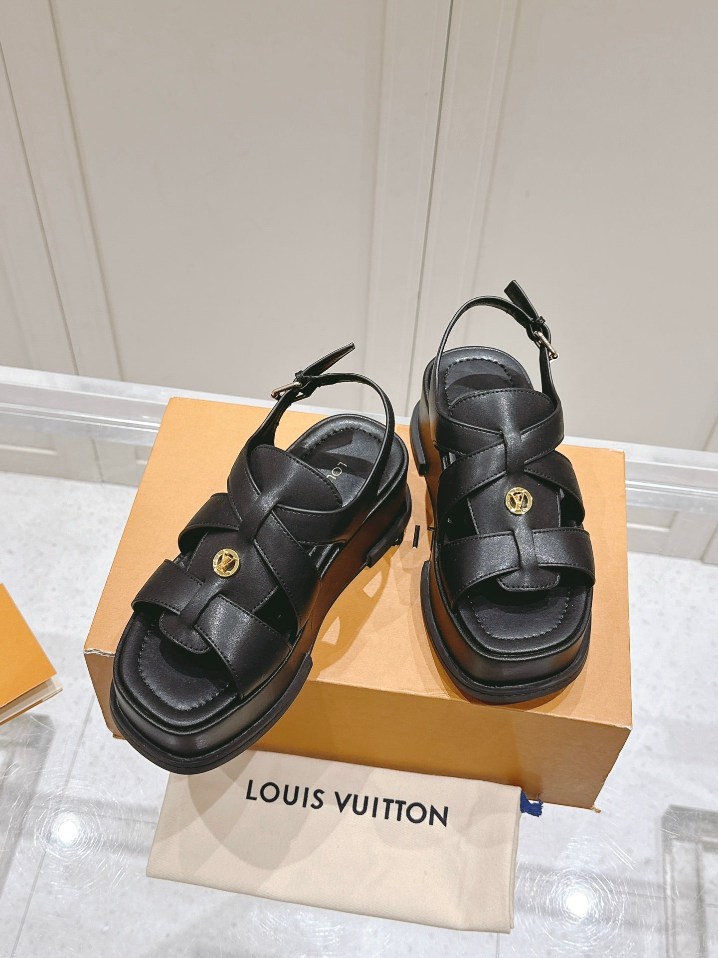 LuxluxHouse Best Quality Women Shoes Louis Vuitton