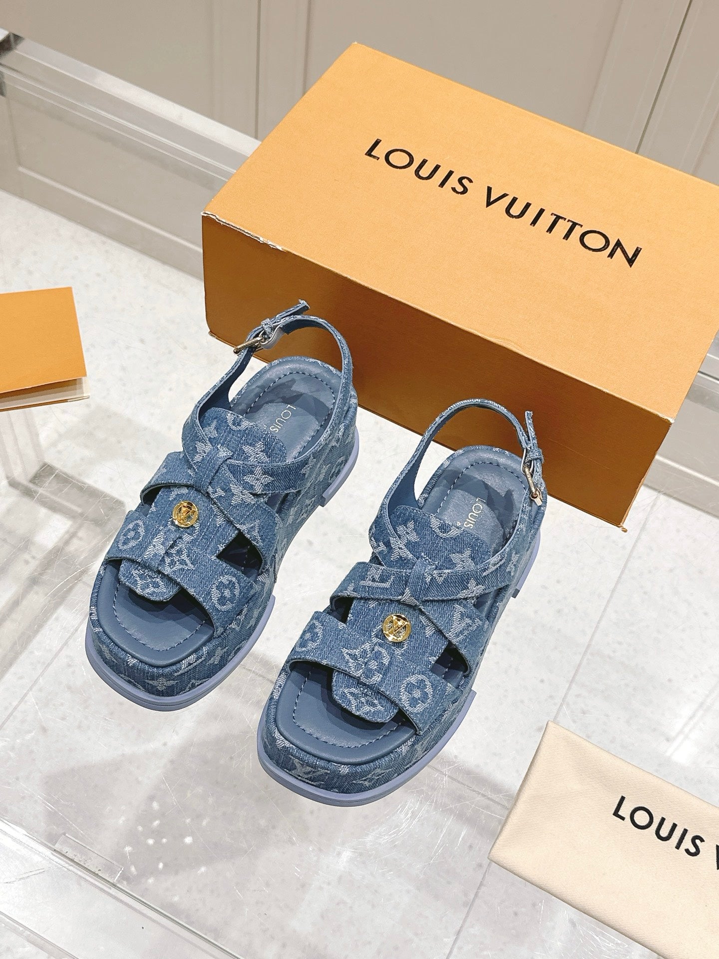 LuxluxHouse Best Quality Women Shoes Louis Vuitton