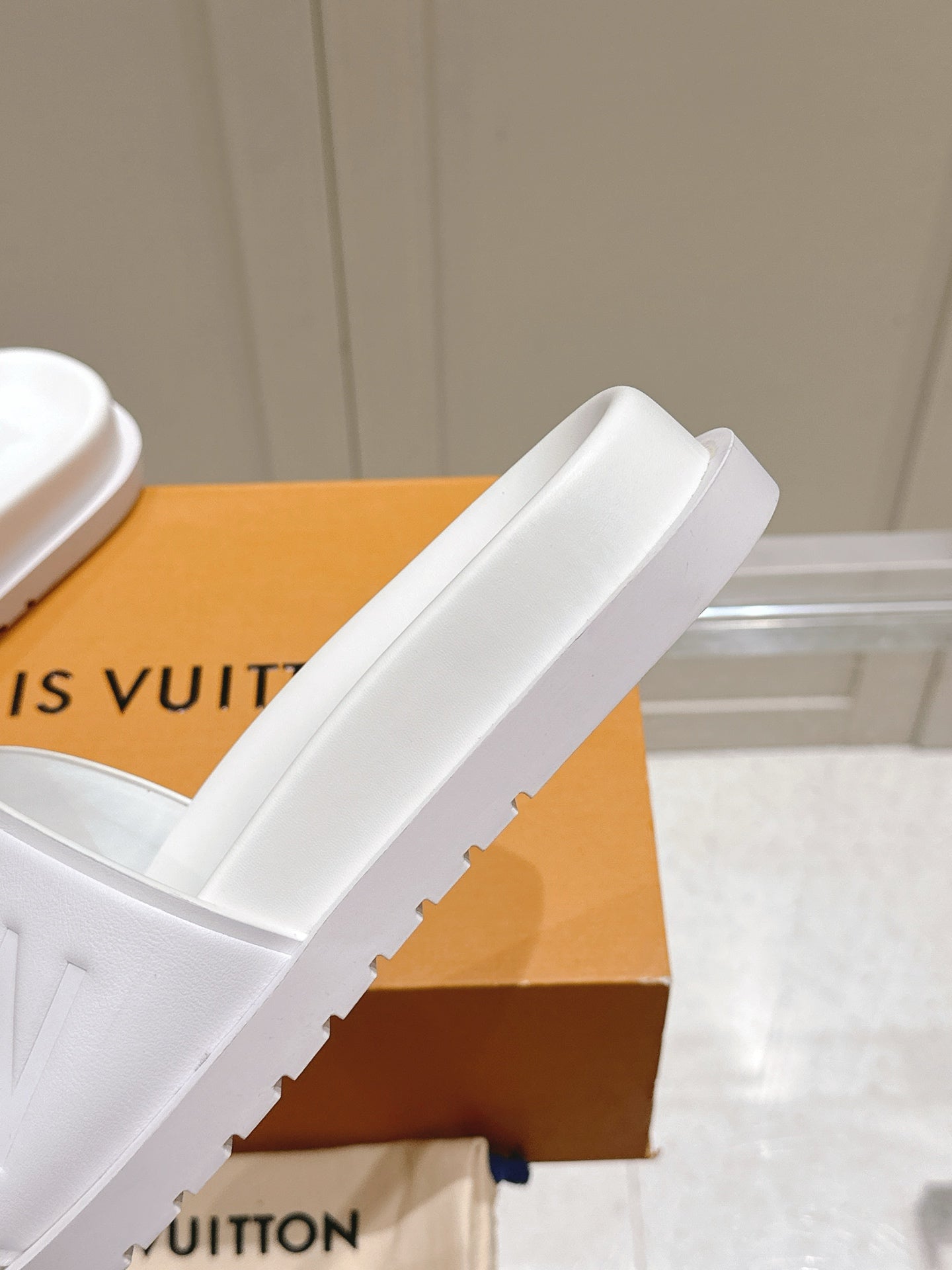 LuxluxHouse Best Quality Women Shoes Hermes