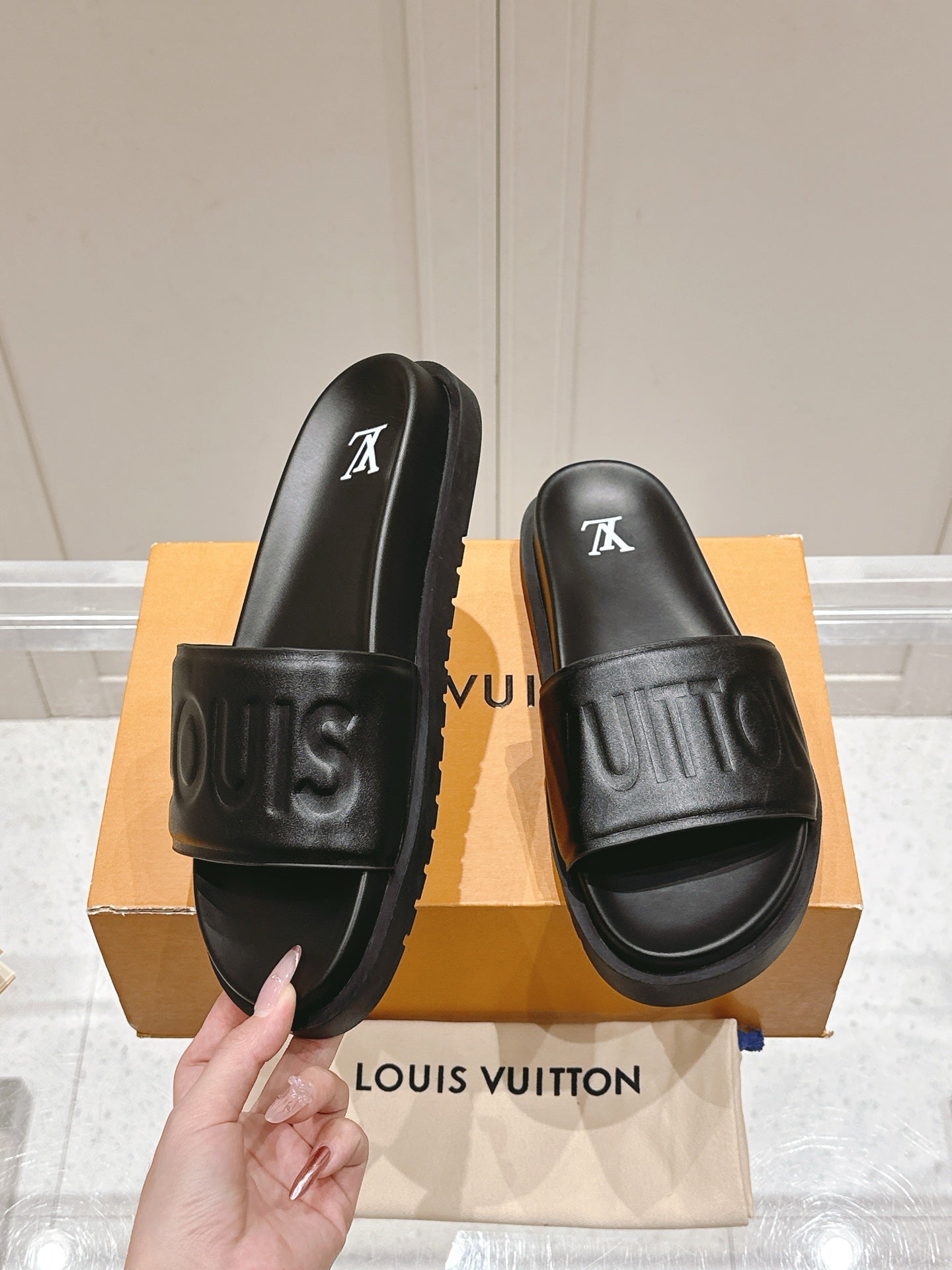 LuxluxHouse Best Quality Women Shoes Hermes
