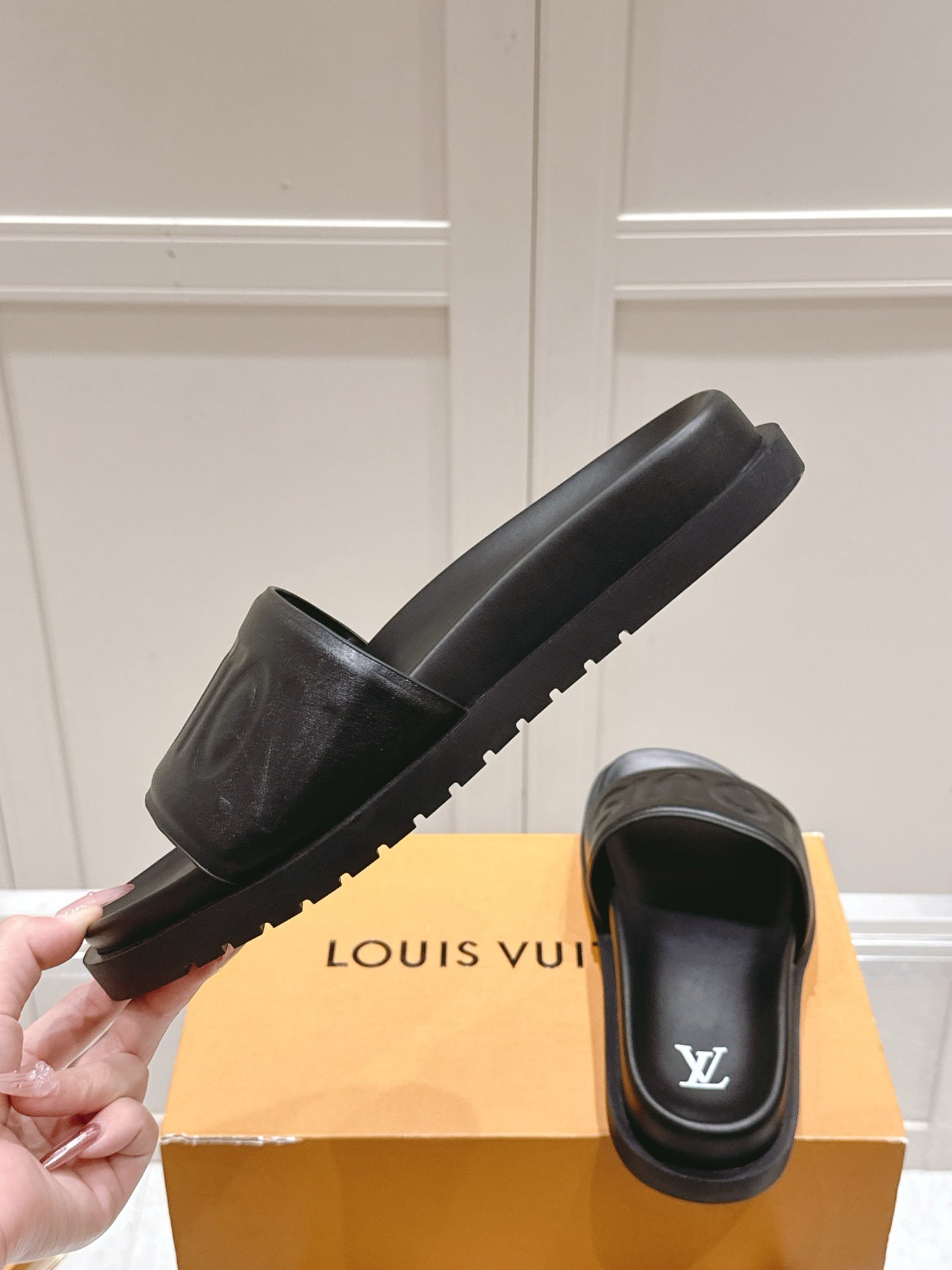 LuxluxHouse Best Quality Women Shoes Hermes