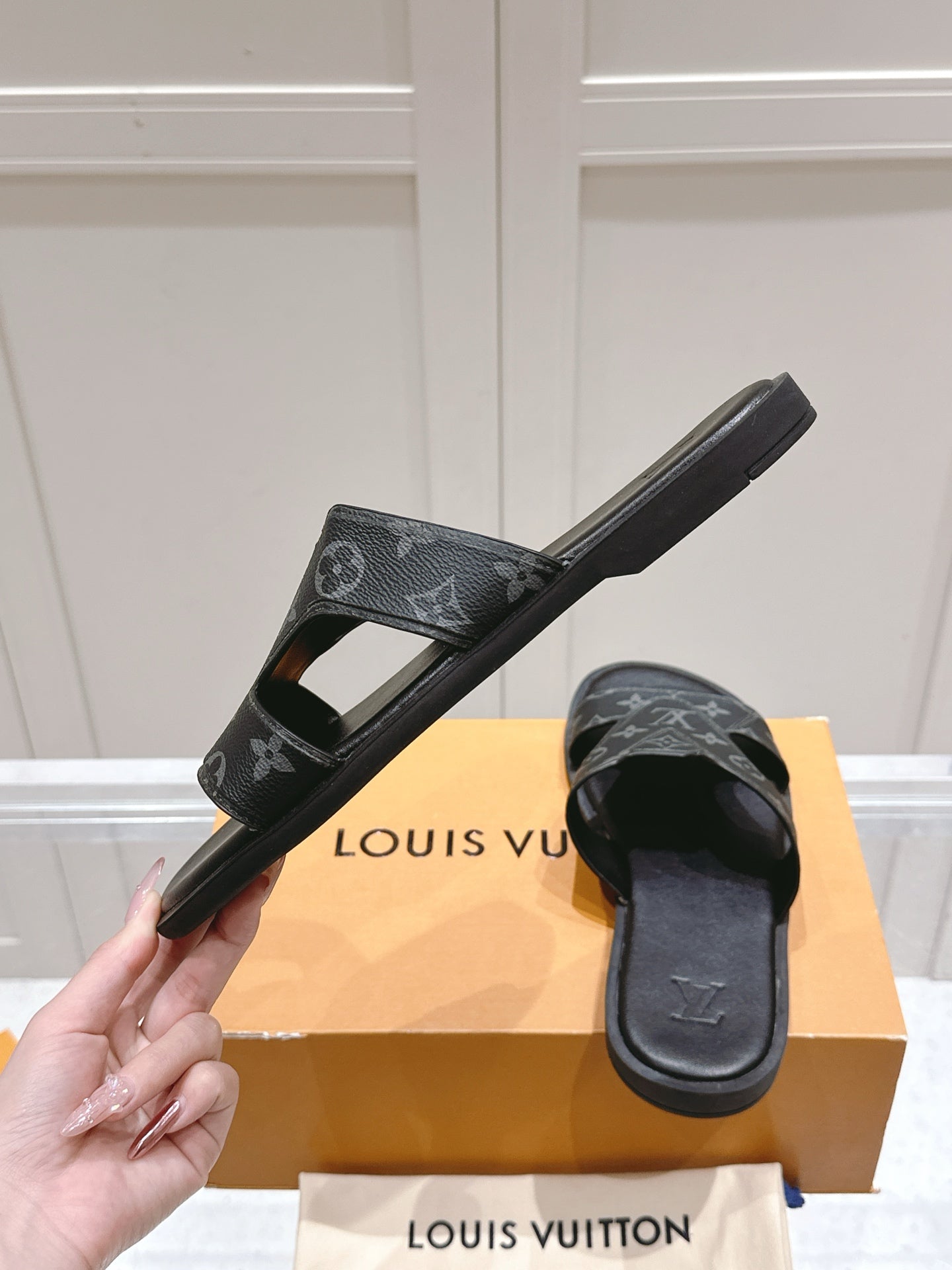 LuxluxHouse Best Quality Women Shoes Hermes