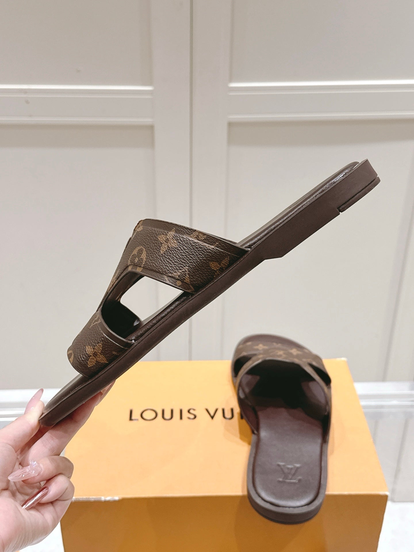 LuxluxHouse Best Quality Women Shoes Hermes
