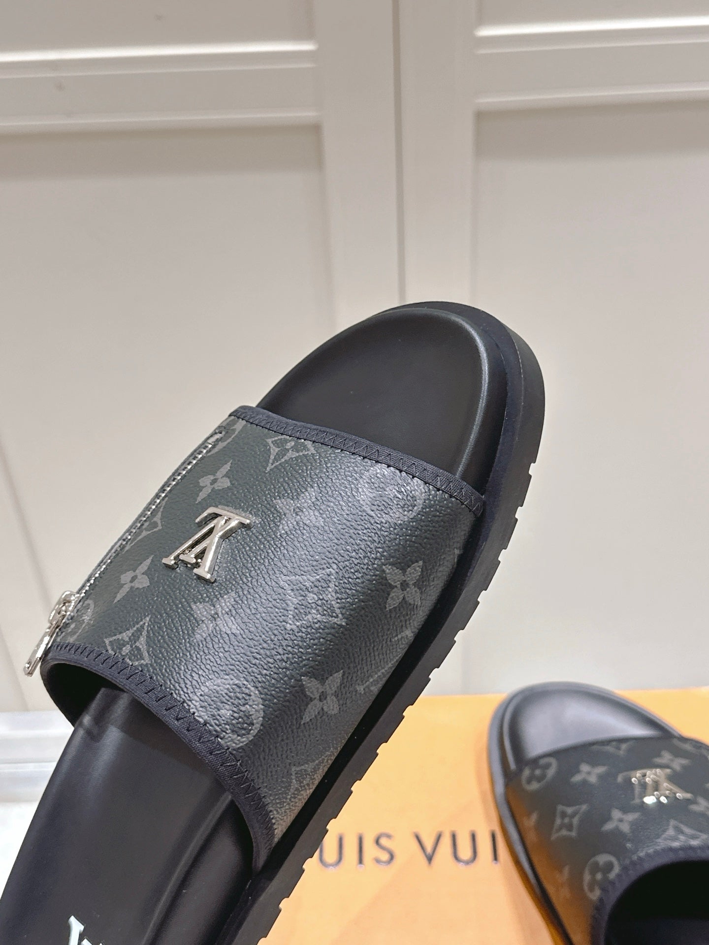 LuxluxHouse Best Quality Women Shoes Hermes