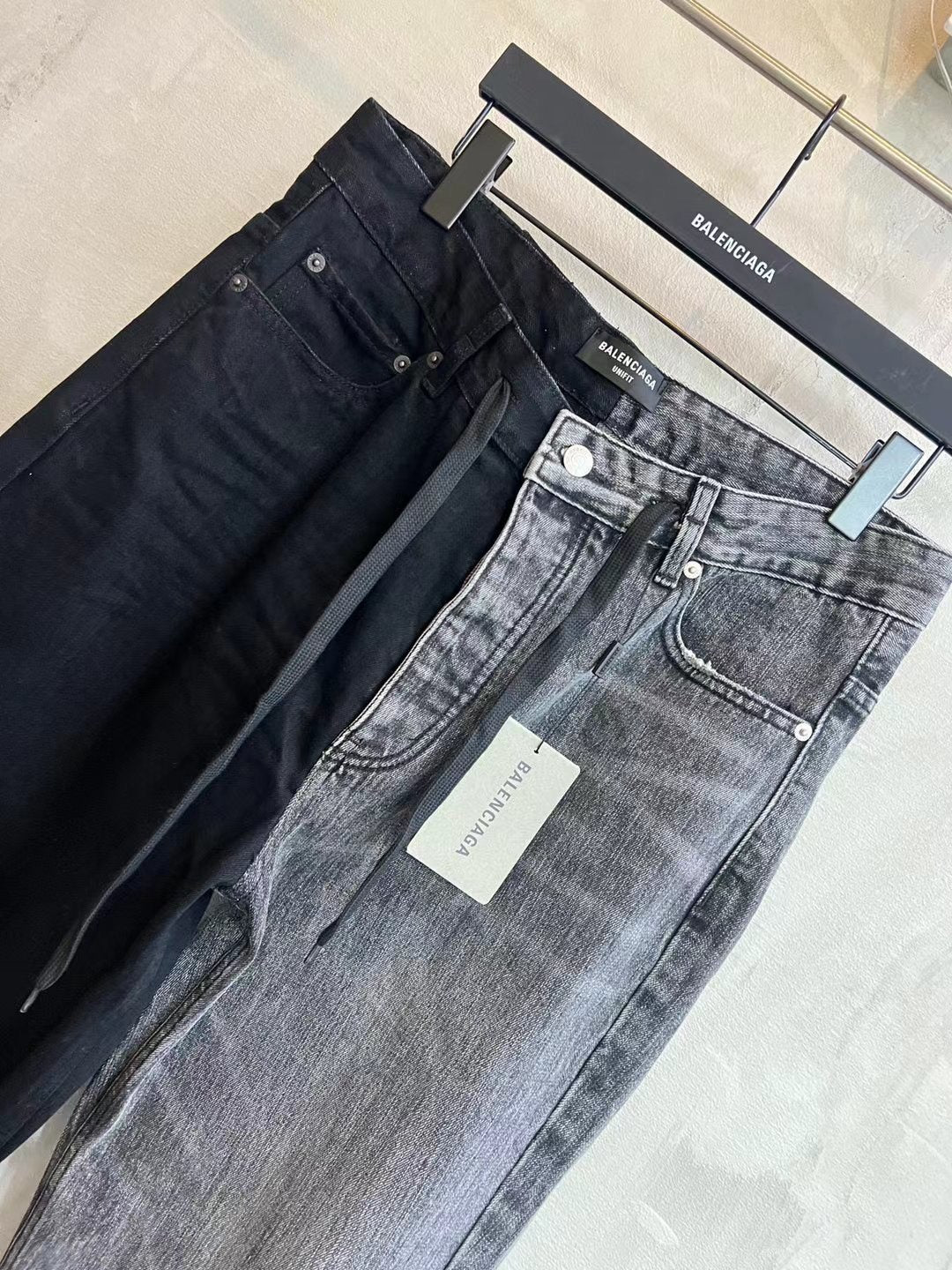 LuxluxHouse Best Quality Clothes Balenciaga Pants