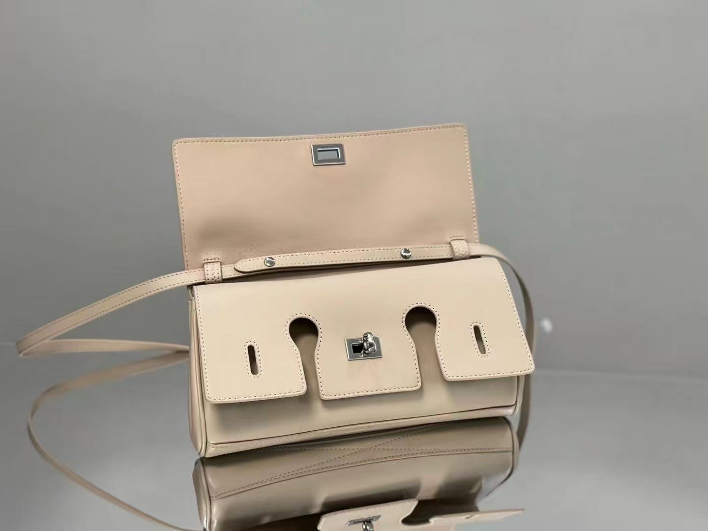 LuxluxHouse Best Quality Bags Balenciaga