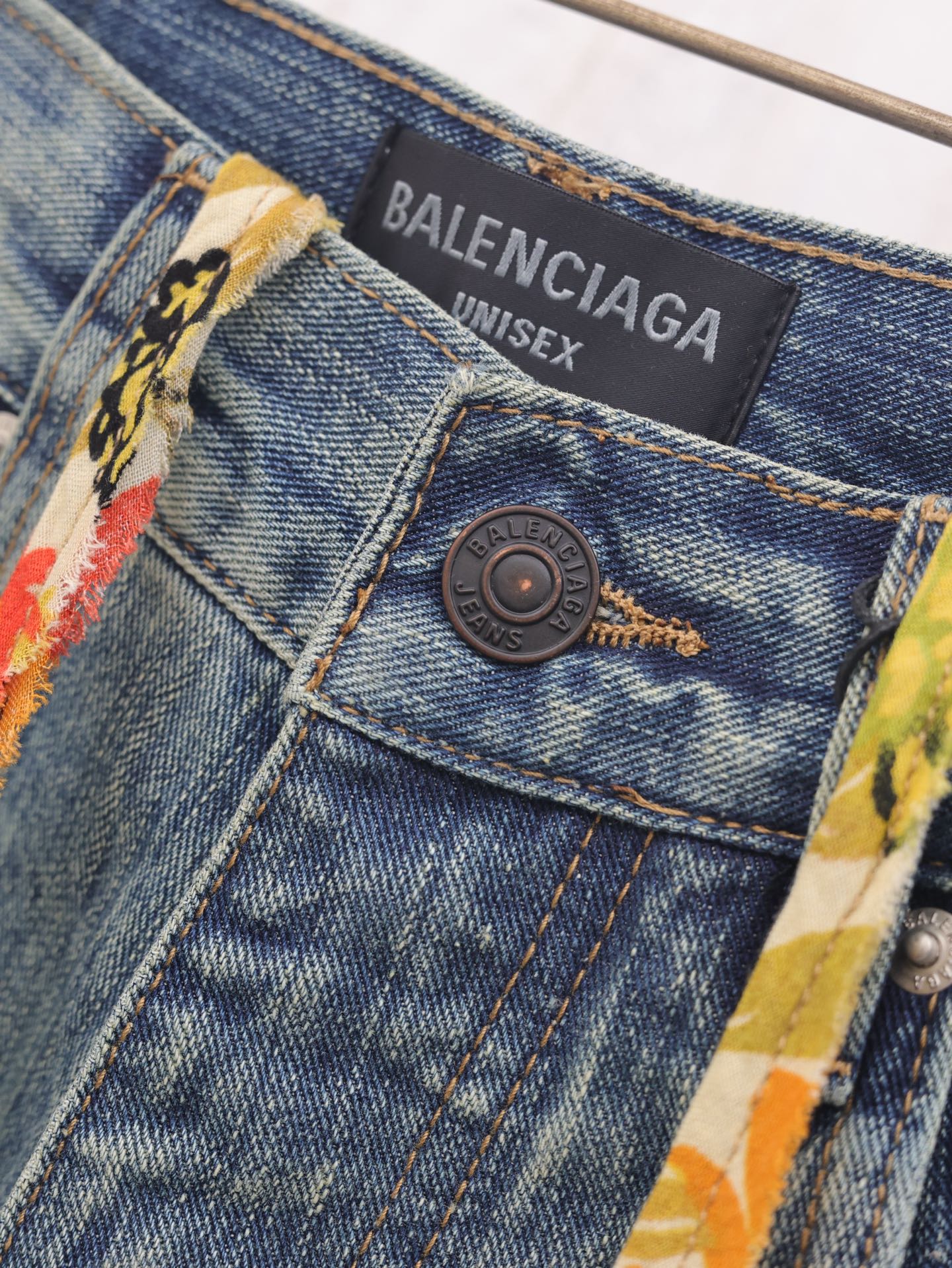 LuxluxHouse Best Quality Clothes Balenciaga Pants