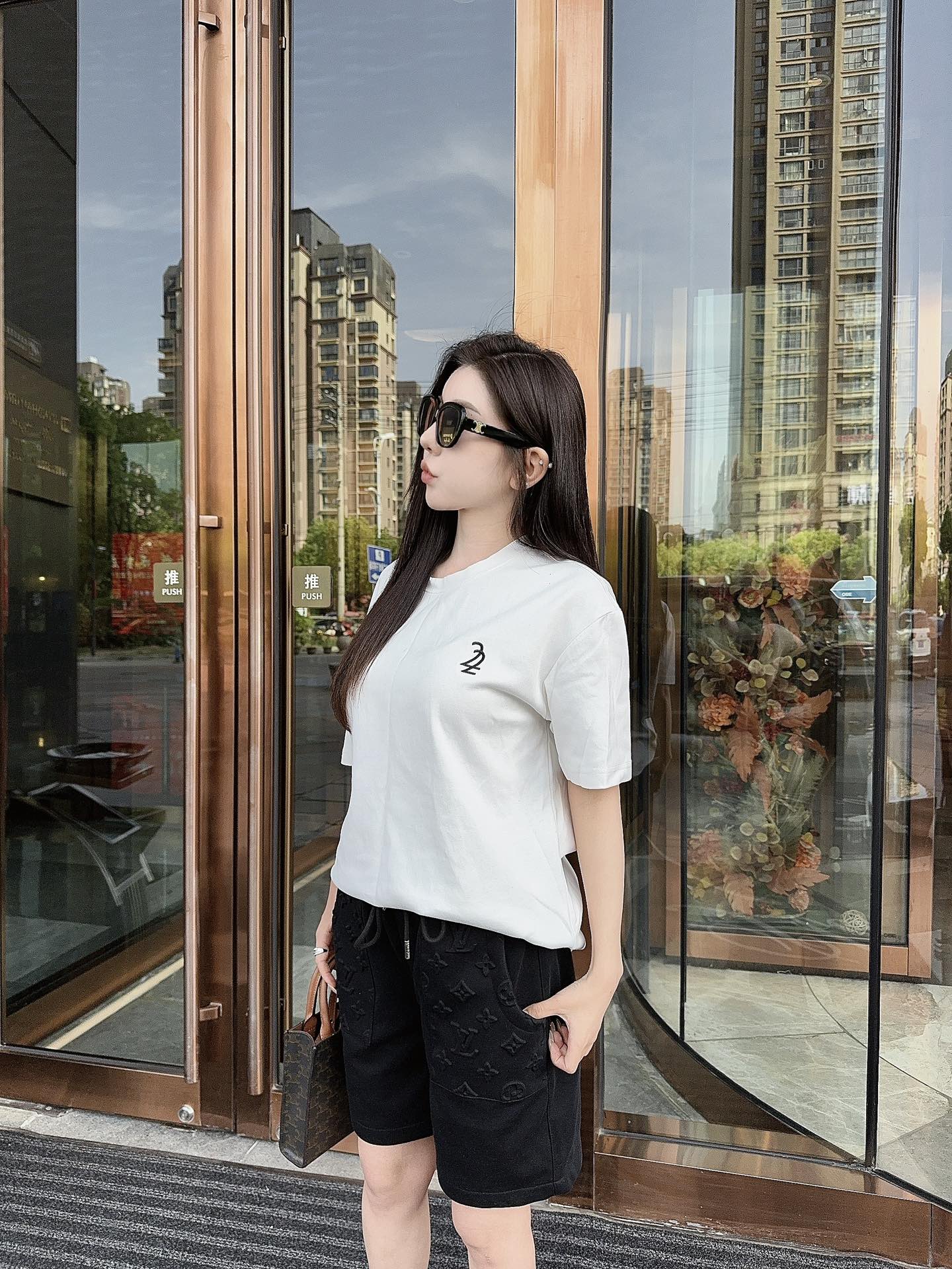 LuxluxHouse Best Quality Clothes Pants Louis Vuitton