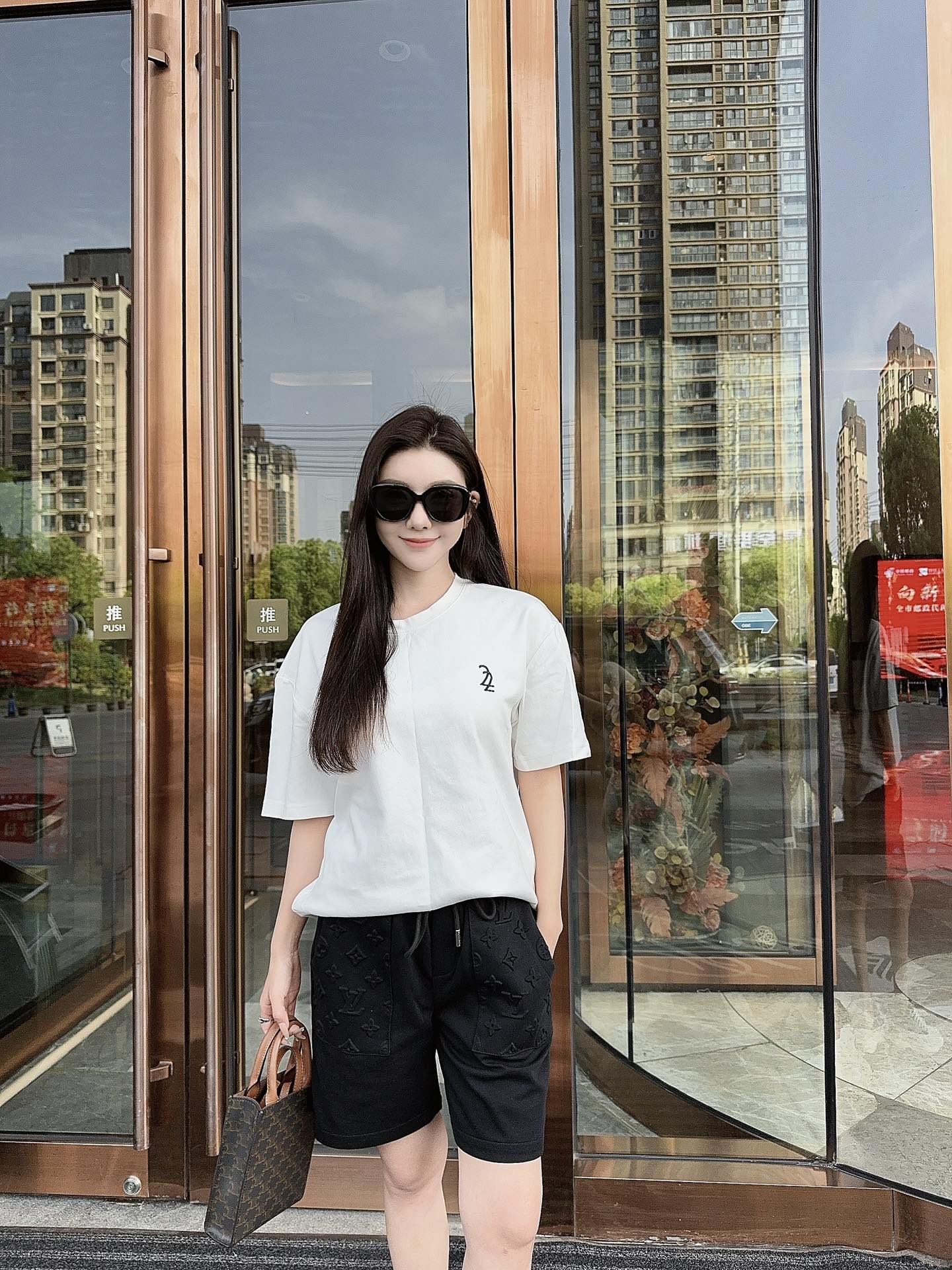 LuxluxHouse Best Quality Clothes Pants Louis Vuitton