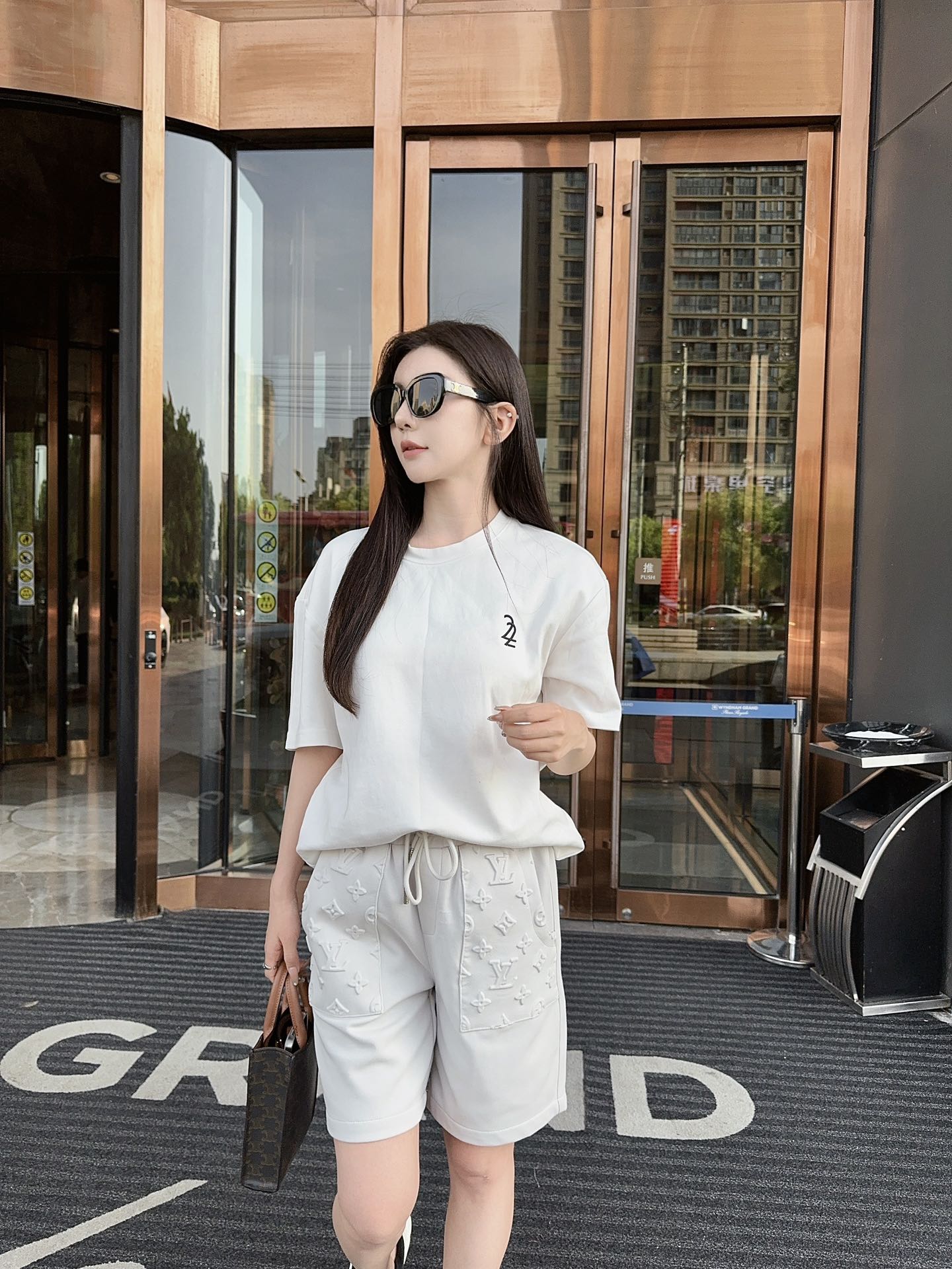 LuxluxHouse Best Quality Clothes Pants Louis Vuitton
