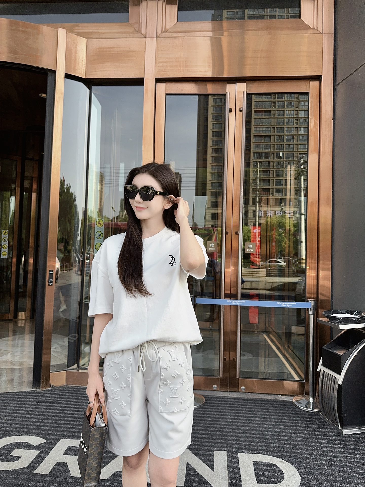 LuxluxHouse Best Quality Clothes Pants Louis Vuitton