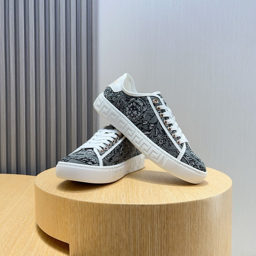 LuxluxHouse Best Quality Shoes Versace