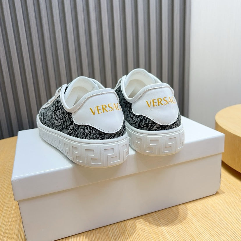 LuxluxHouse Best Quality Shoes Versace