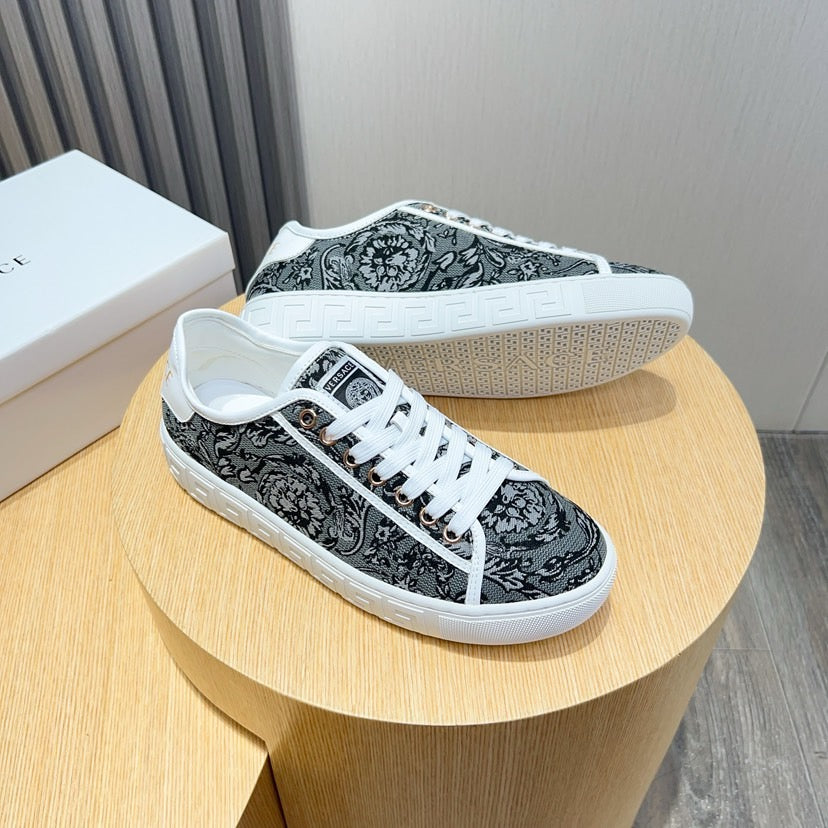 LuxluxHouse Best Quality Shoes Versace