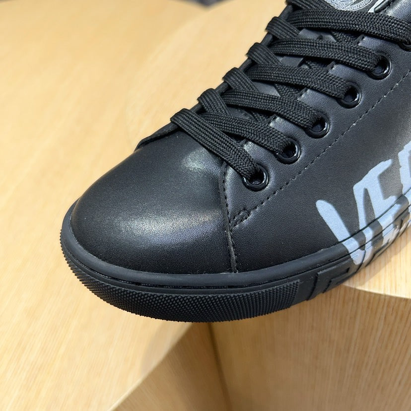 LuxluxHouse Best Quality Shoes Versace