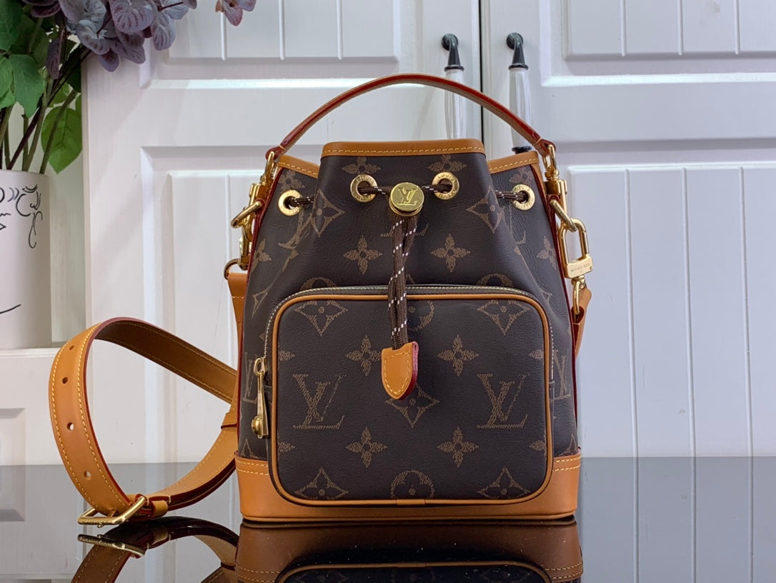 LuxluxHouse Best Quality Bags Louis Vuitton Men