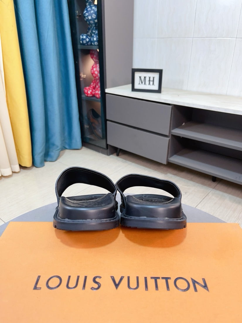 LuxluxHouse Best Quality Sandals Louis Vuitton