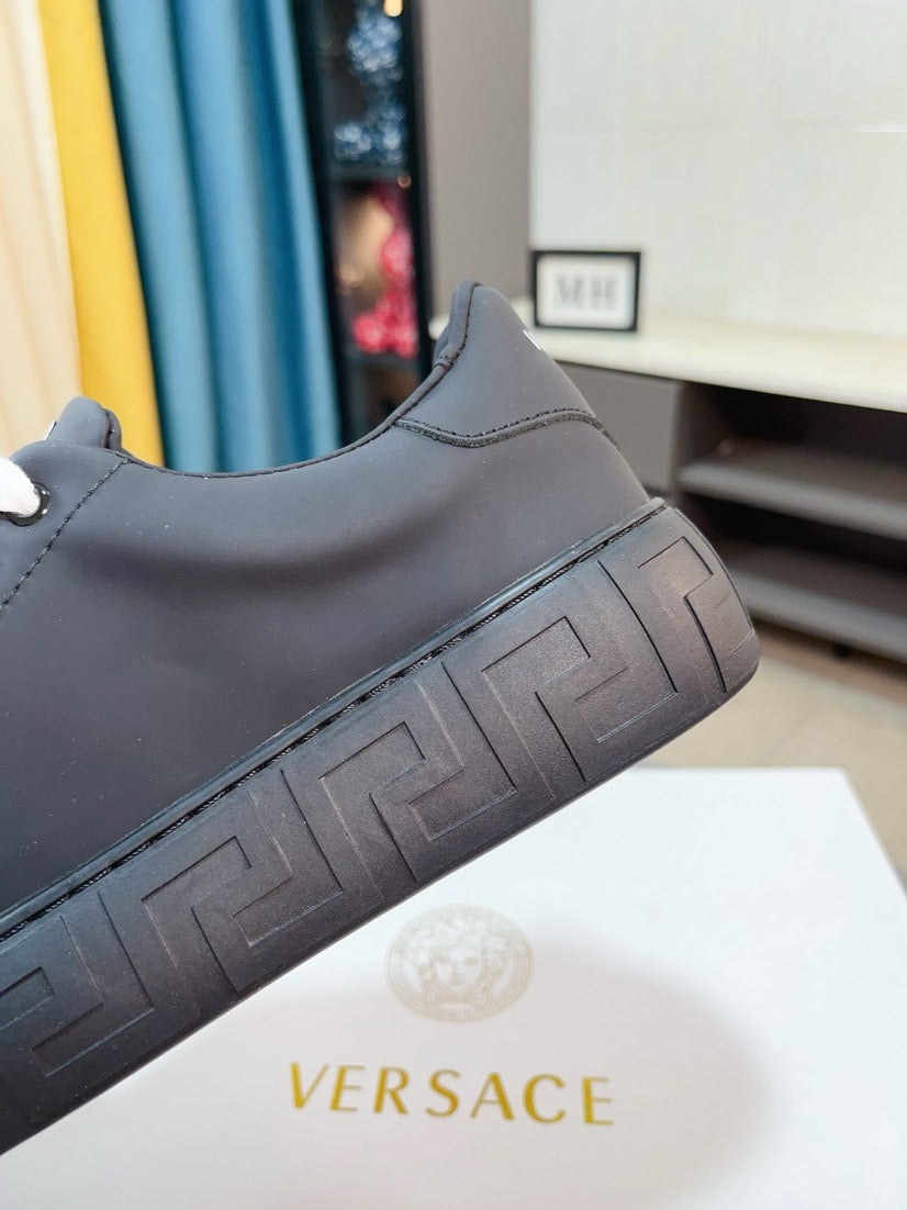 LuxluxHouse Best Quality Shoes Versace