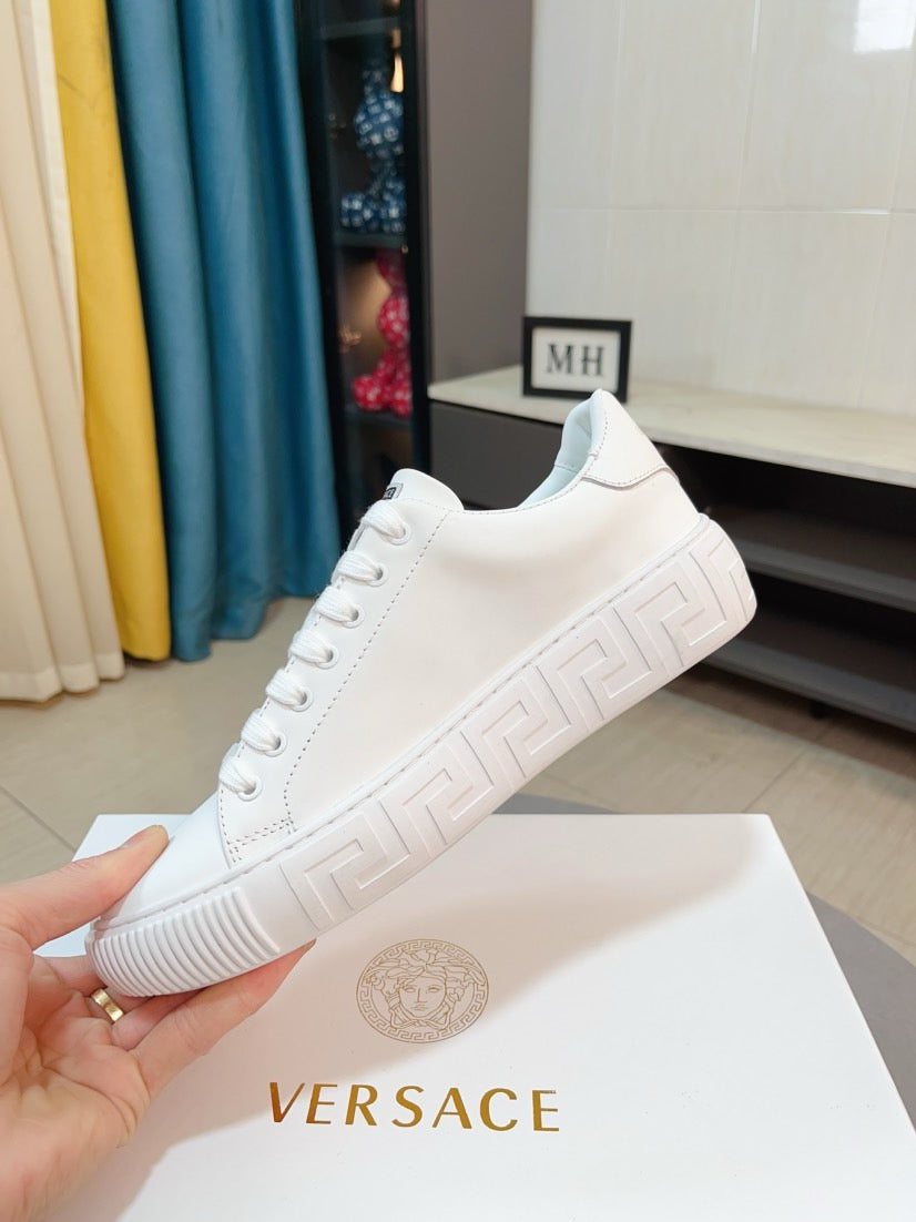 LuxluxHouse Best Quality Shoes Versace
